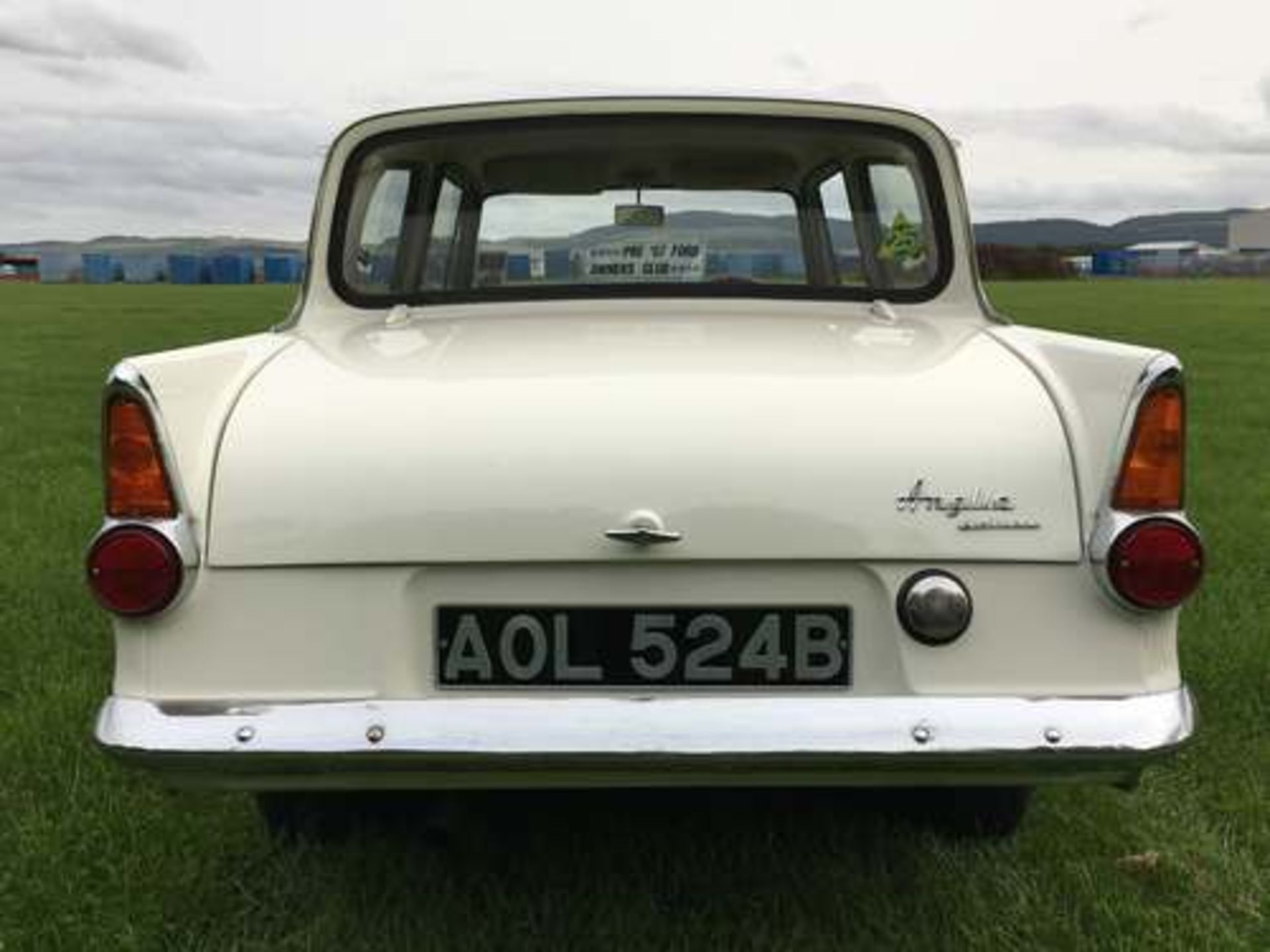 FORD ANGLIA - 997cc - Image 6 of 20