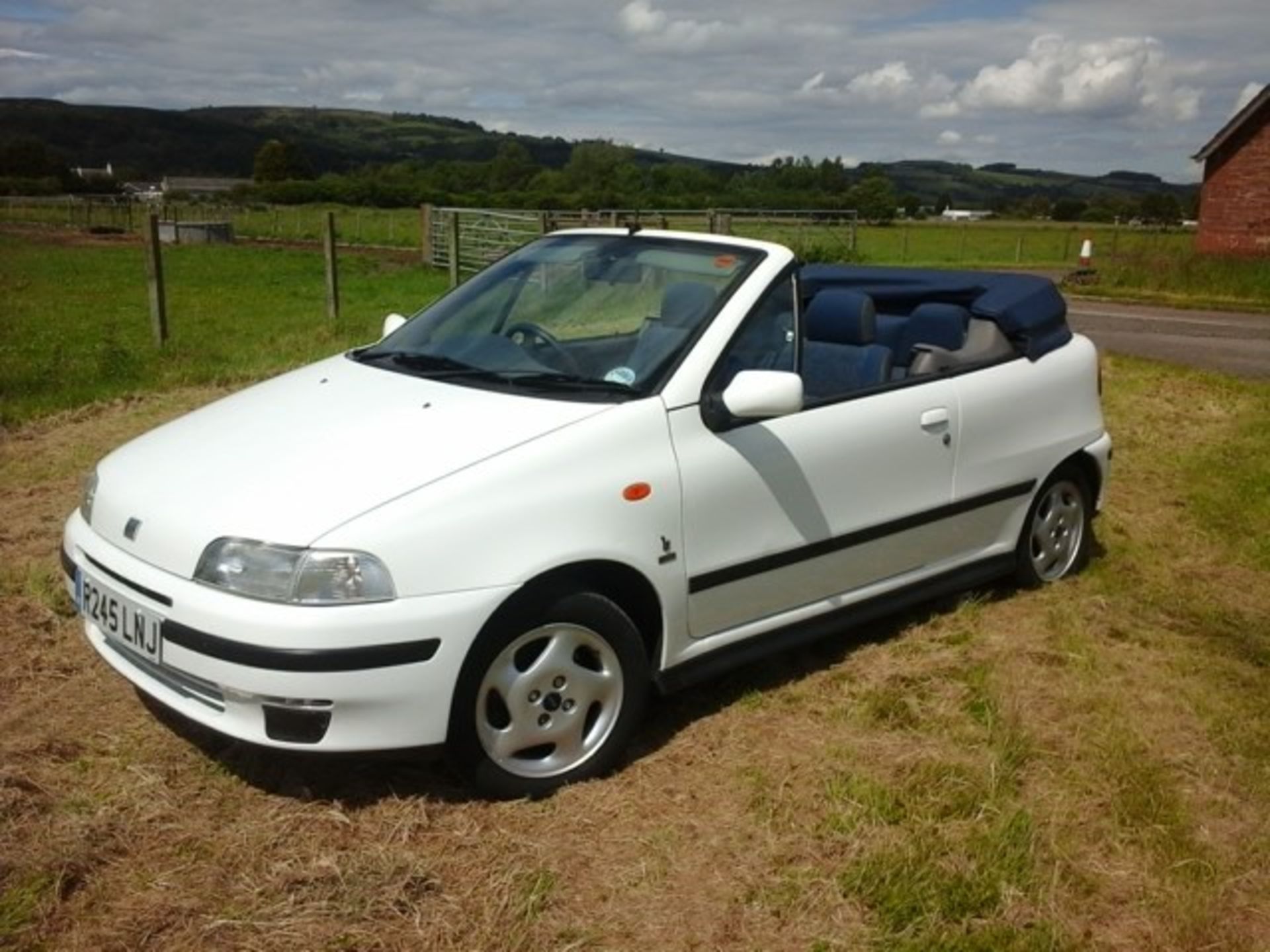 FIAT PUNTO ELX 16V BERTONE - 1242cc - Image 3 of 13