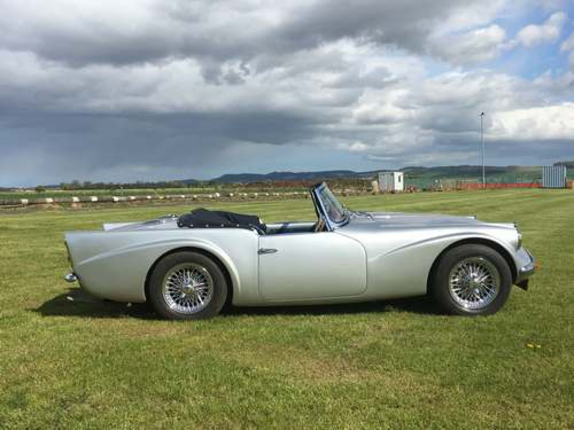 DAIMLER SP250 - 2548cc - Image 7 of 21