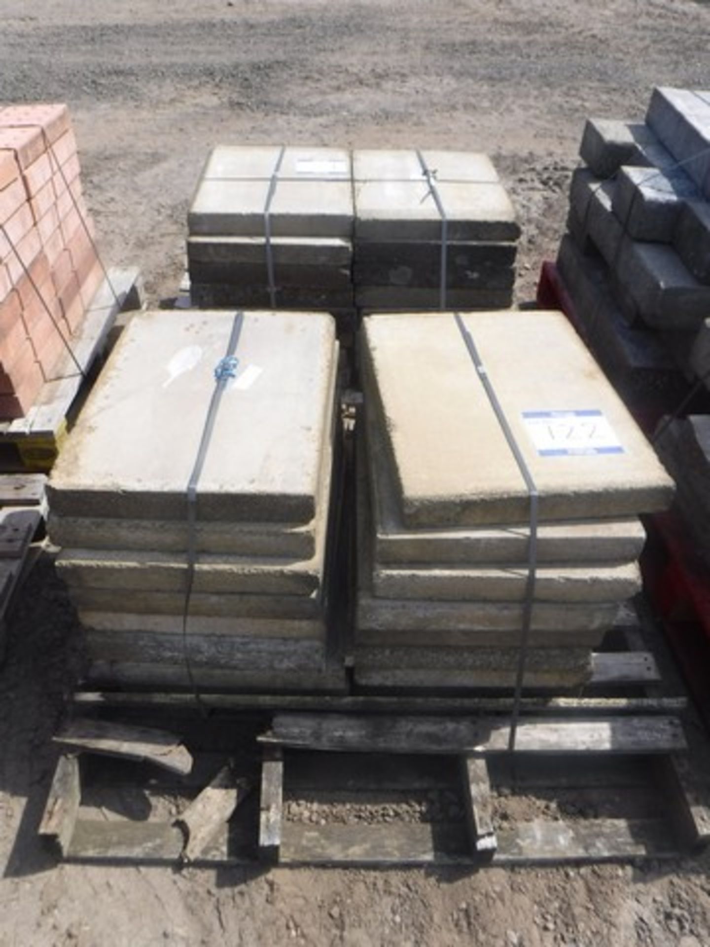 CONCRETE PAVING BUFF 610 X450 X60MM 16 PER PALLET X2