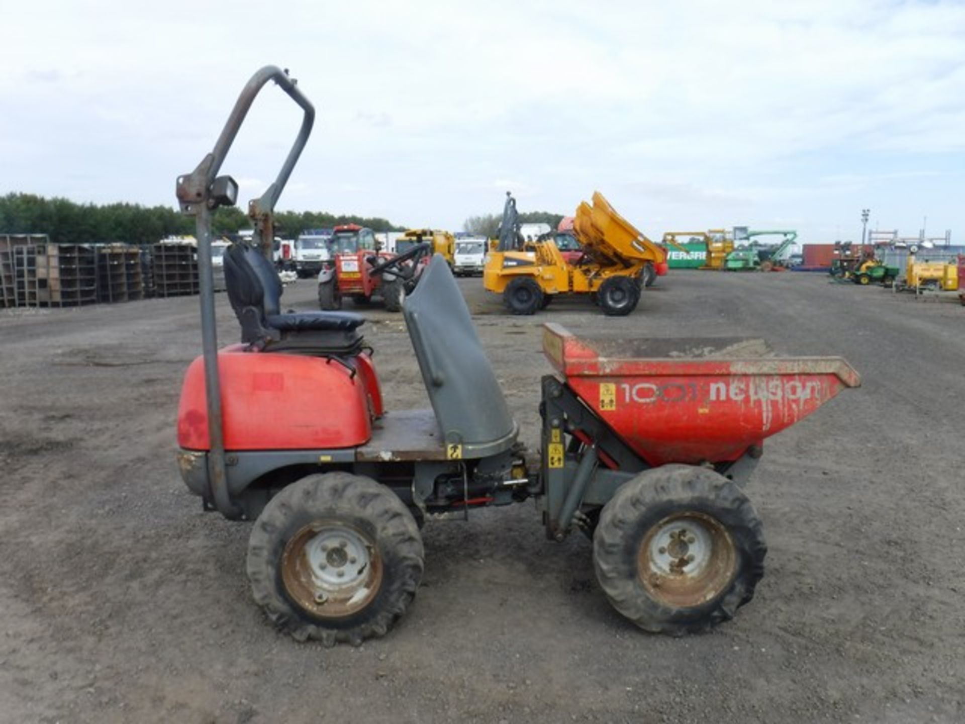 NEUSON 1001 HIGHTIP DUMPER 4WD SN - AB100039H - Image 3 of 6