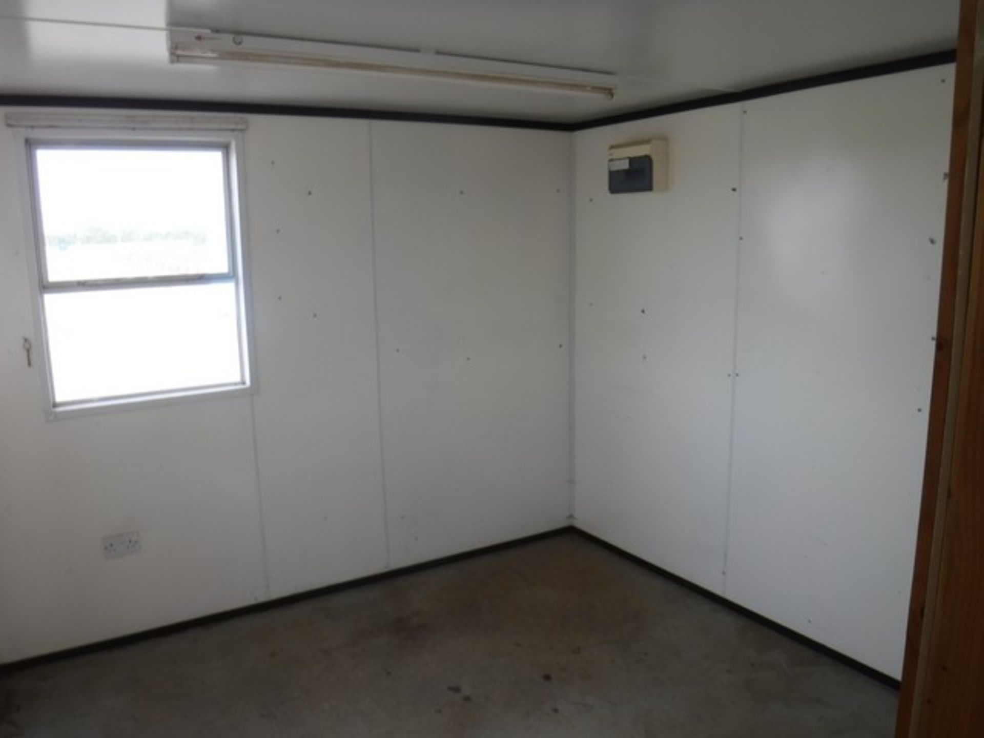 CABIN 32FT x 10FT - Bild 7 aus 11