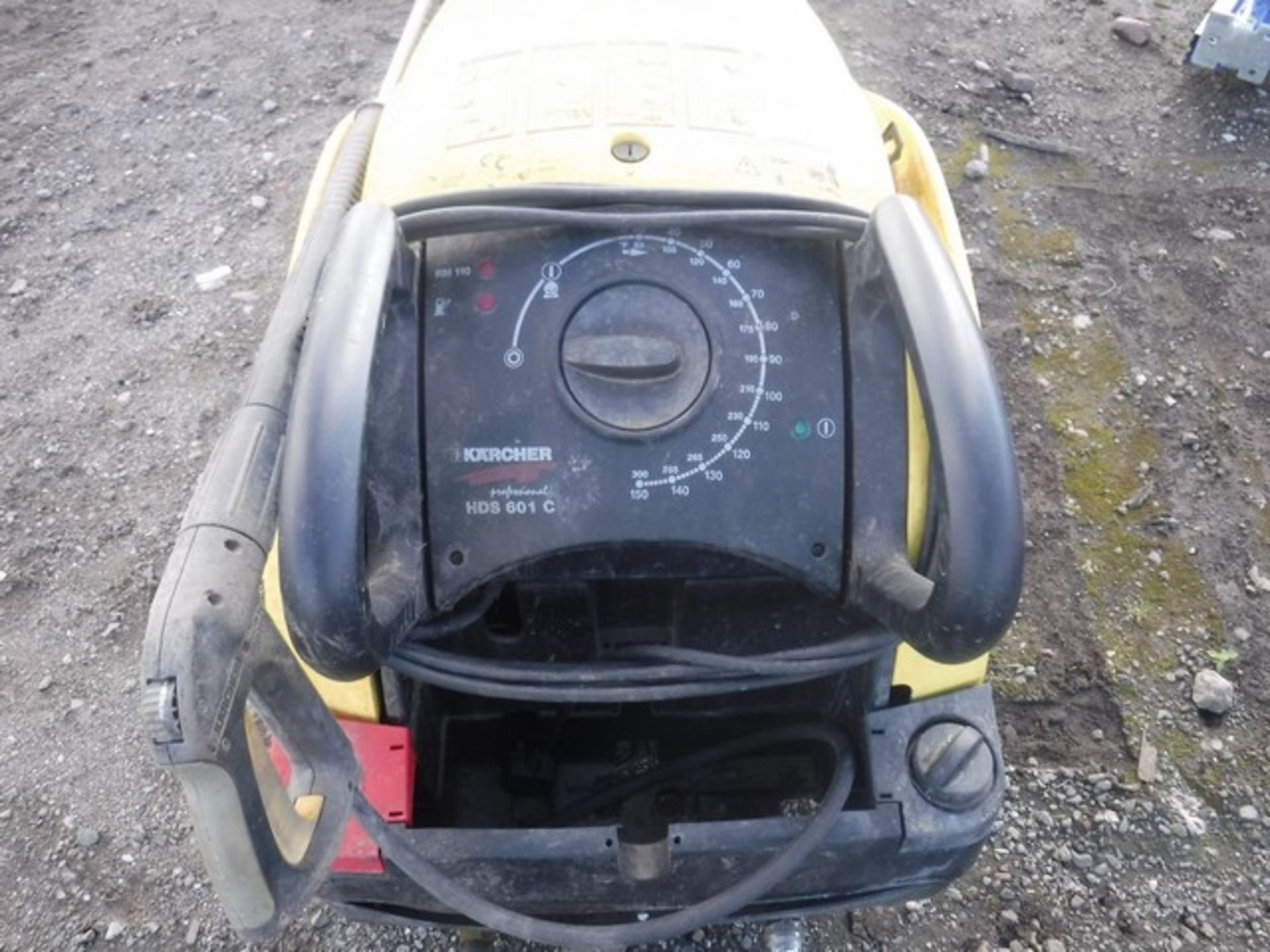 KARCHER DIESEL POWER WASHER, HOT AND COLD - Image 2 of 3
