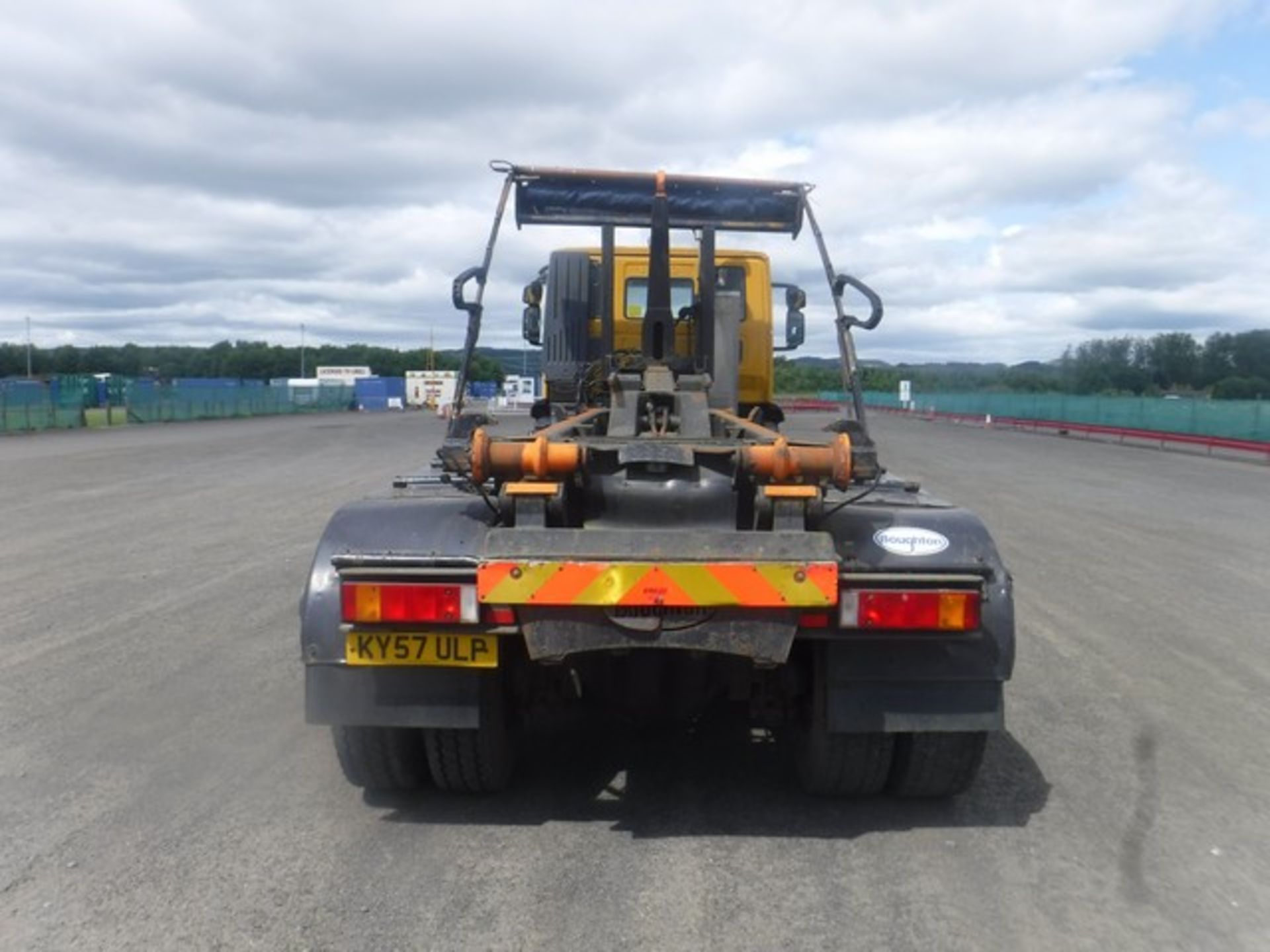 IVECO TRAKKER 2007 SKIP LOADER 402,420KM (NOT VERIFIED) SN- 192638 - Image 4 of 7