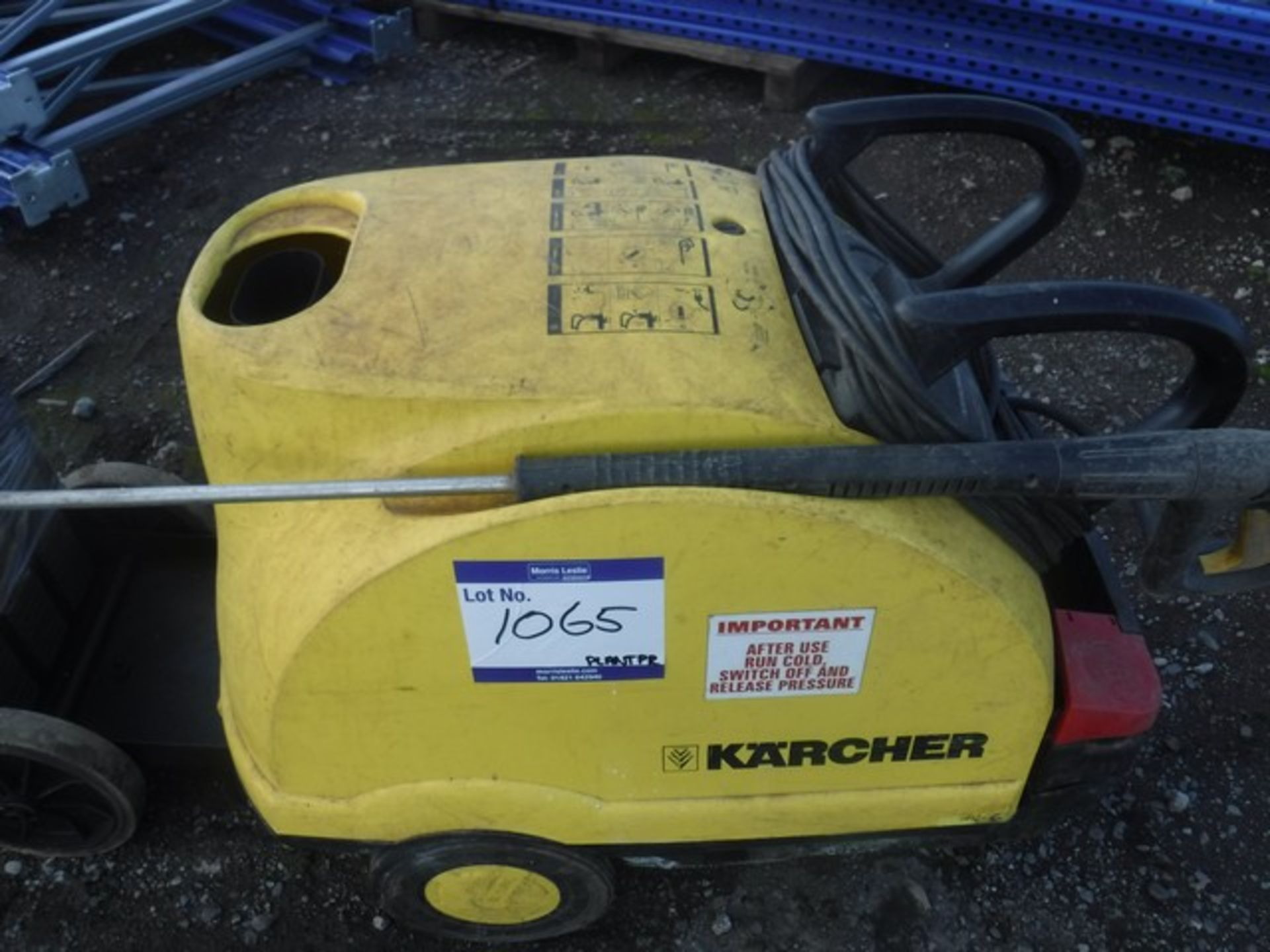 KARCHER DIESEL POWER WASHER, HOT AND COLD