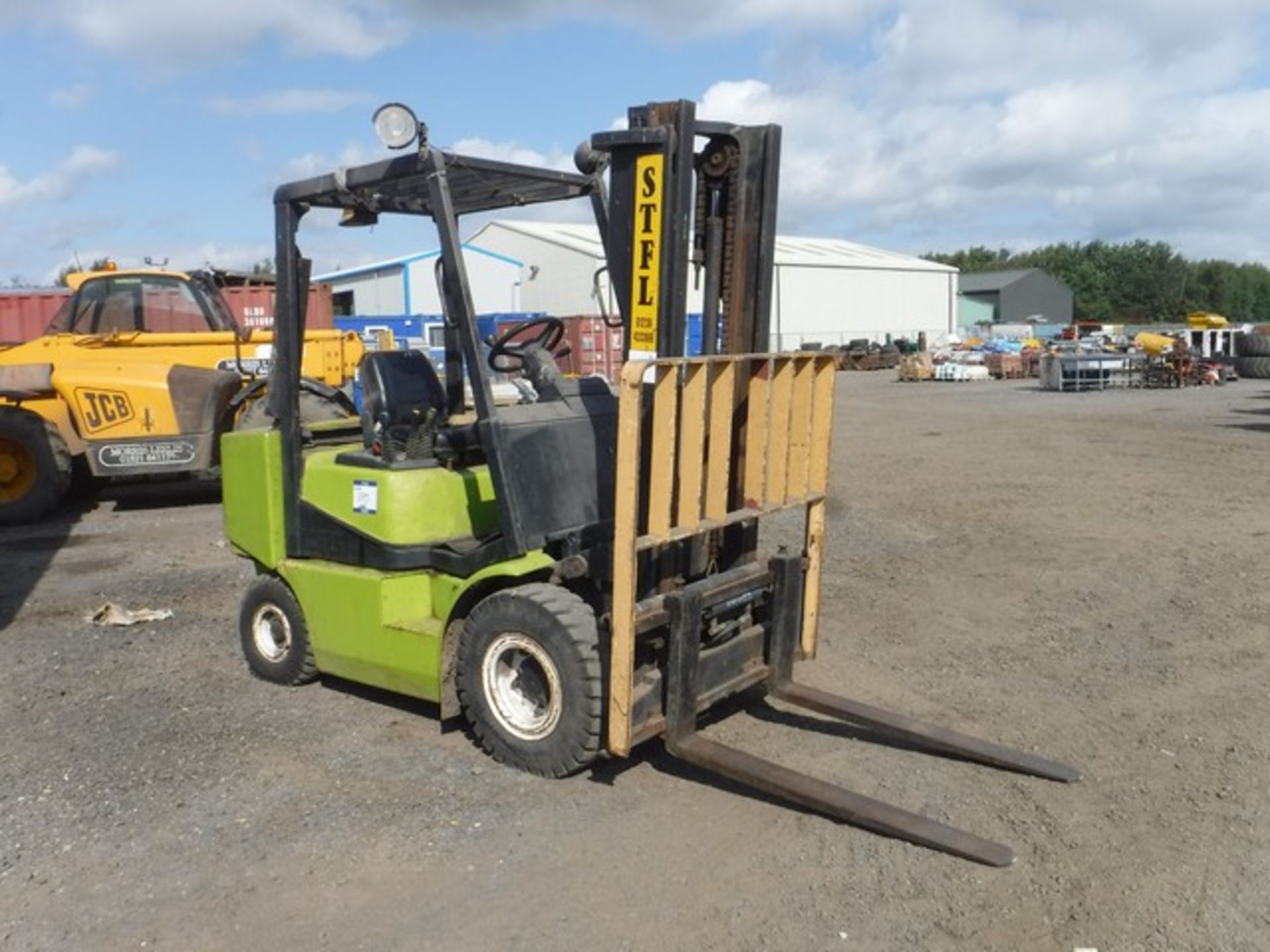 CLARK 1996 FORKLIFT CDP25H 9586 HRS (NOT VERIFIED) - Image 3 of 8