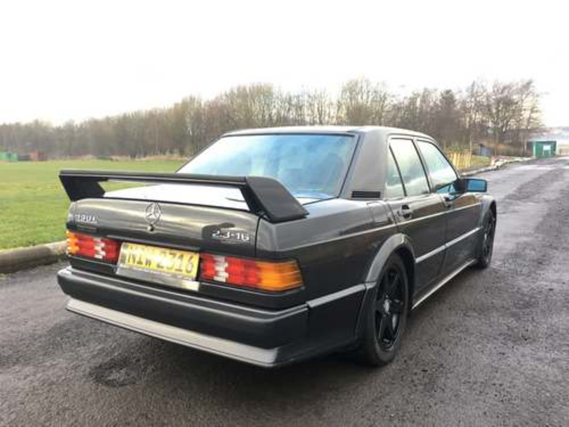 MERCEDES 190E 2.3 16 - 2299cc - Image 3 of 15