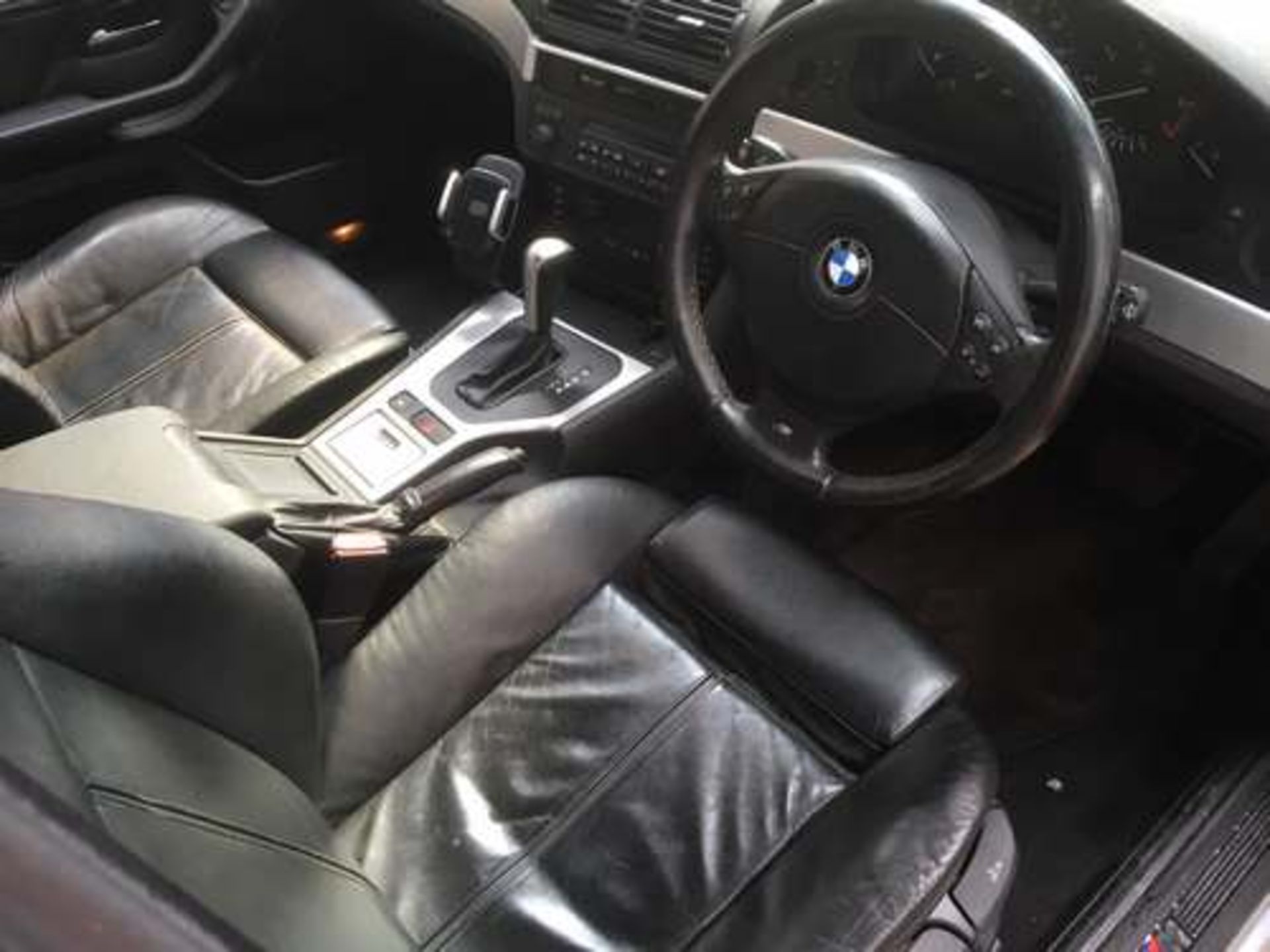 BMW 528I SPORT AUTO - 2793cc - Image 2 of 2