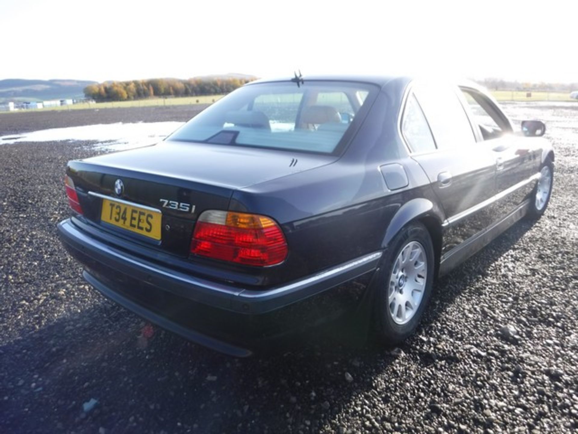 BMW 735I AUTO - 3498cc - Image 8 of 10