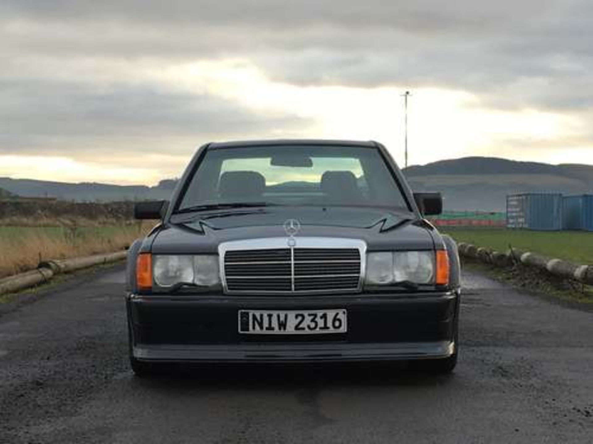 MERCEDES 190E 2.3 16 - 2299cc - Image 5 of 15