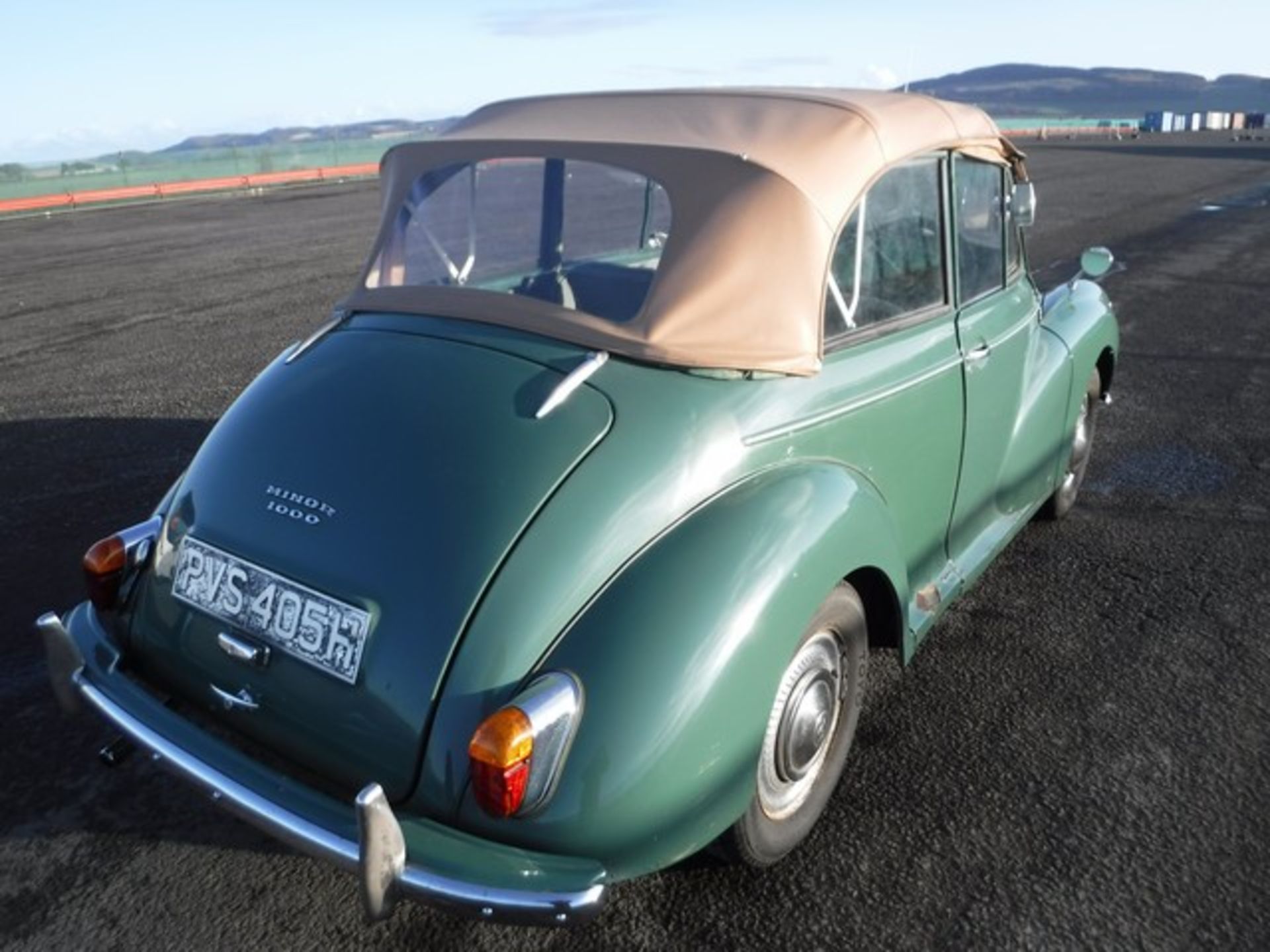 MORRIS MINOR 1000 - 1098cc - Image 22 of 25