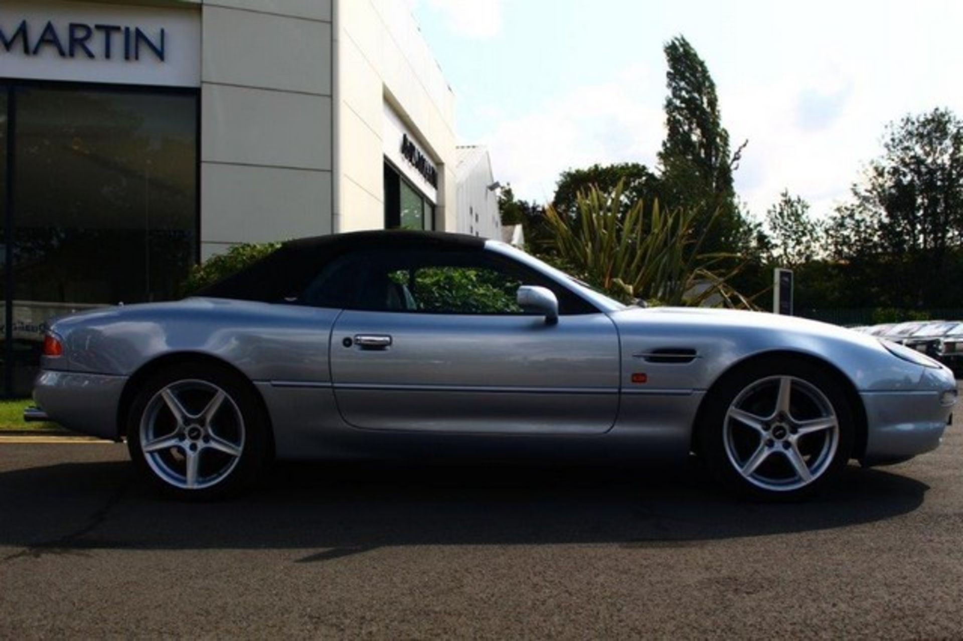 ASTON MARTIN DB7 VOLANTE - 3239cc - Image 2 of 31