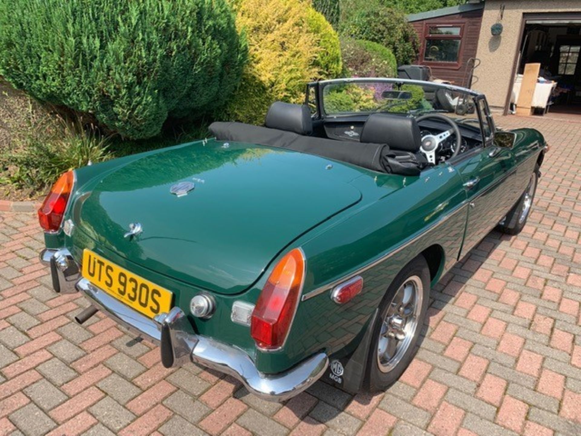 MG ROADSTER - 1800cc - Image 10 of 22