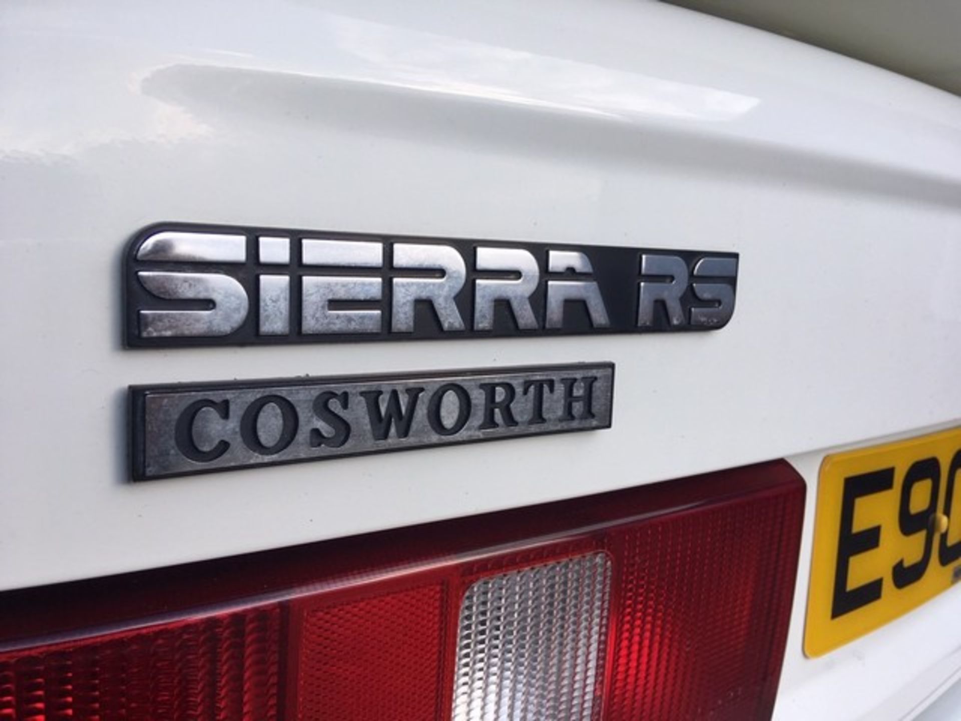 FORD SIERRA RS COSWORTH - 1993cc - Image 16 of 42