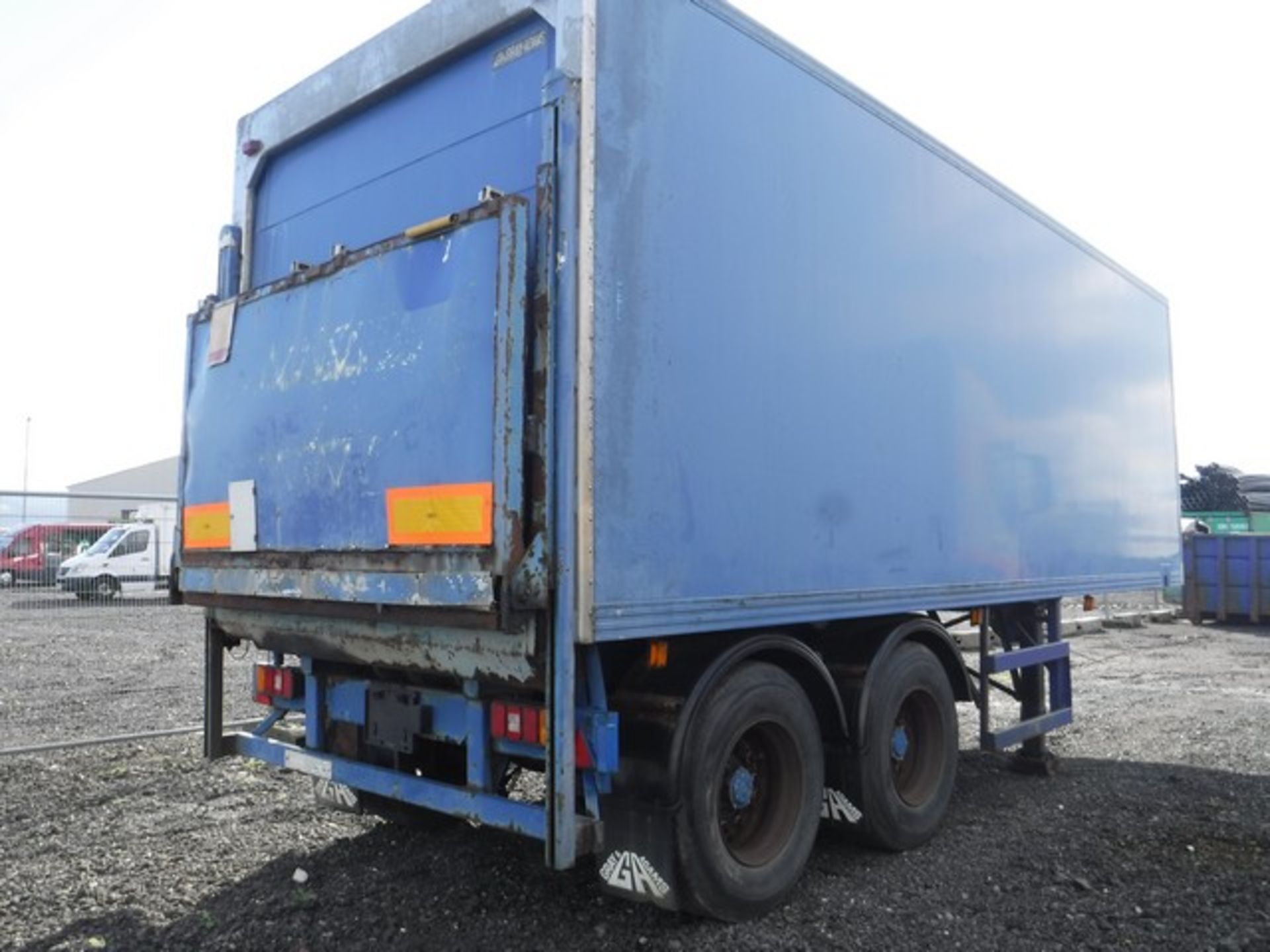 24FT GARY &amp;amp; ADAM TWIN AXLE BOX TRAILER WITH SIDE DOOR MODEL - GA2FX TEST - 31/08/20 - Image 4 of 7