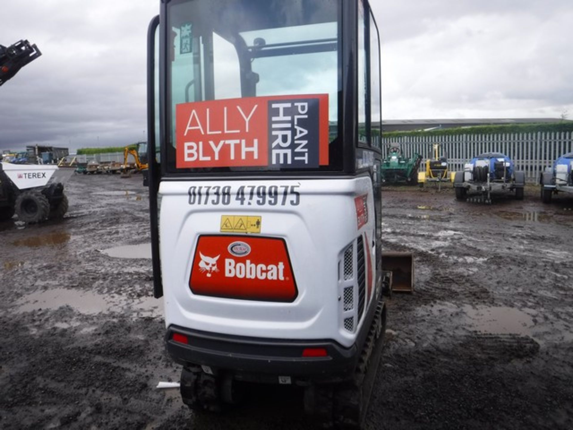 BOB CAT E17 - 2018 COMPACT EXCAVATOR WITH CAB 182 HRS (NOT VERIFIED) SN - 11001586 - Image 9 of 9