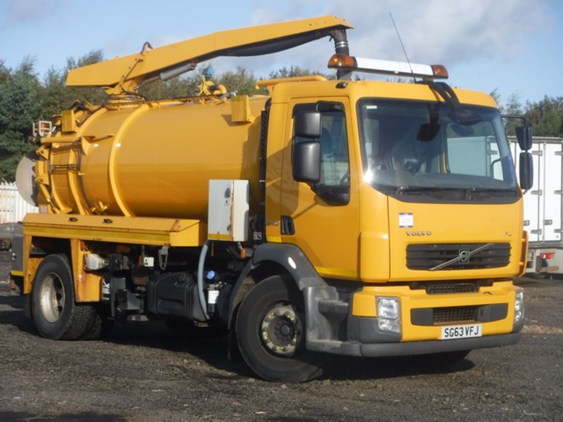 VOLVO FL - 7146cc