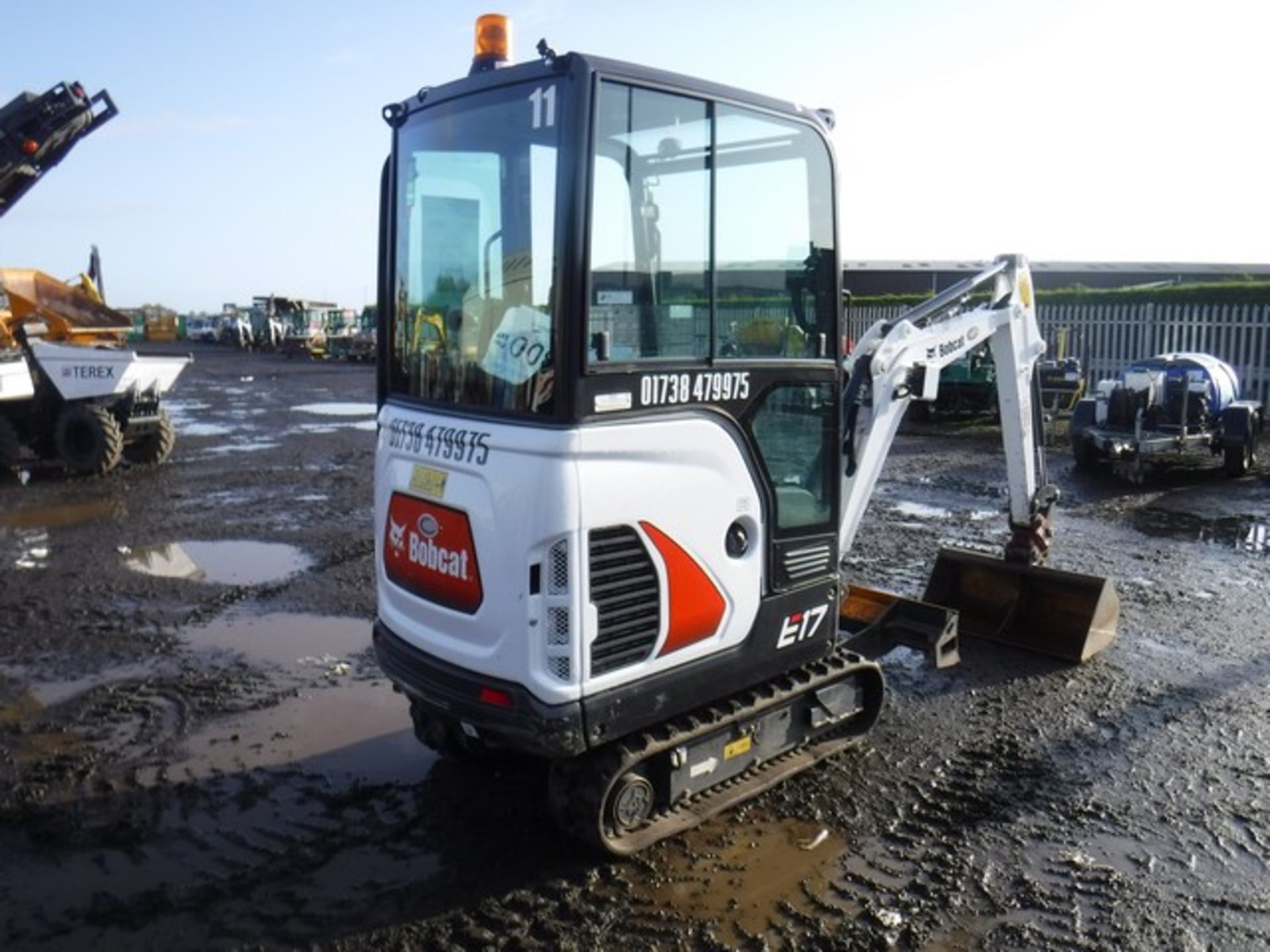 BOB CAT E17 - 2018 COMPACT EXCAVATOR WITH CAB 242 HRS (NOT VERIFIED) SN - B27H12787 - Image 6 of 9