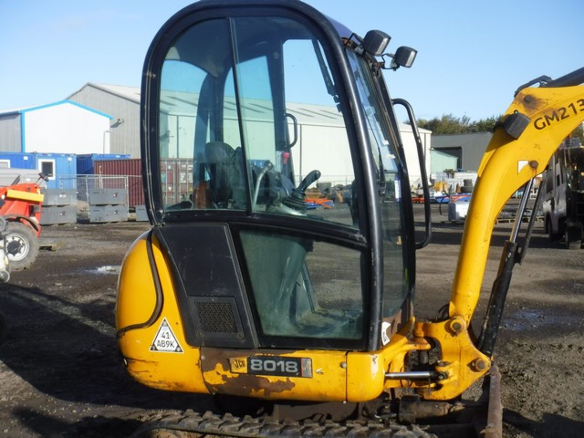 JCB 8018 MINI DIGGER 2010 - 2298HRS (NOT VERIFIED) - Image 2 of 8