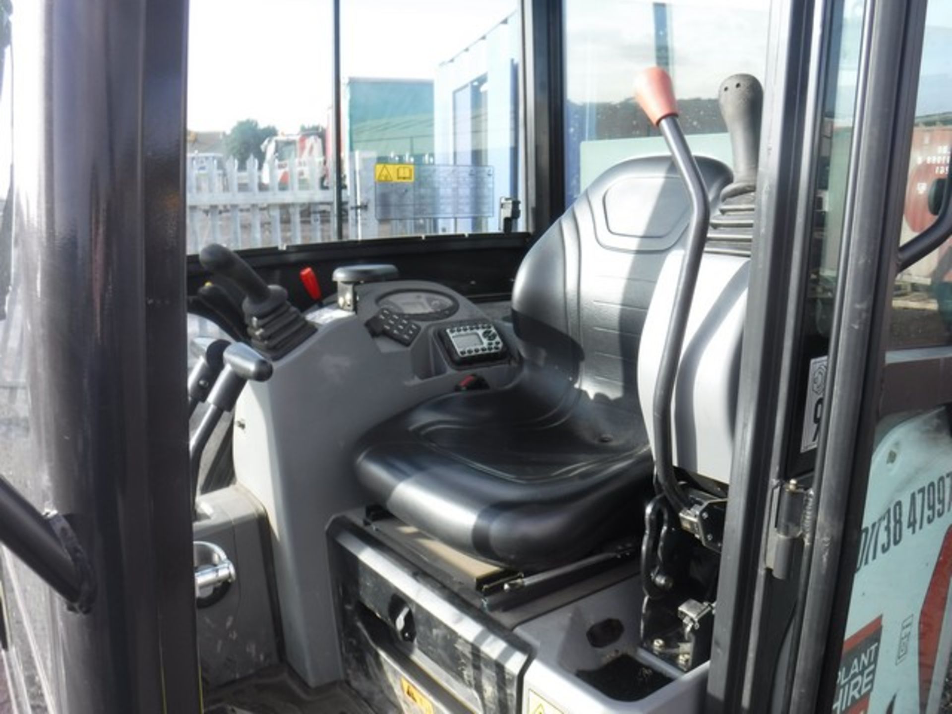 BOB CAT E17 - 2018 COMPACT EXCAVATOR WITH CAB AND BUCKET 166 HRS (NOT VERIFIED) SN - B27H12779 - Image 11 of 12