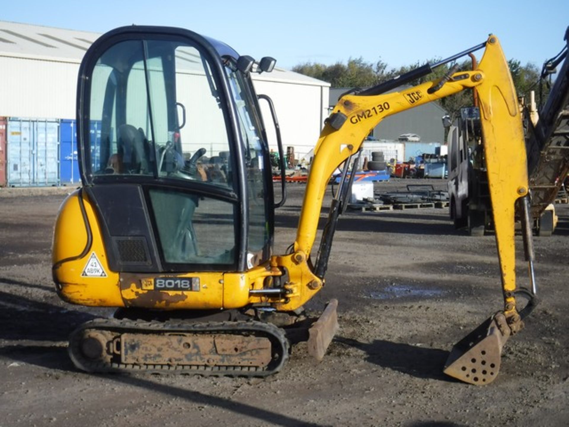 JCB 8018 MINI DIGGER 2010 - 2298HRS (NOT VERIFIED)