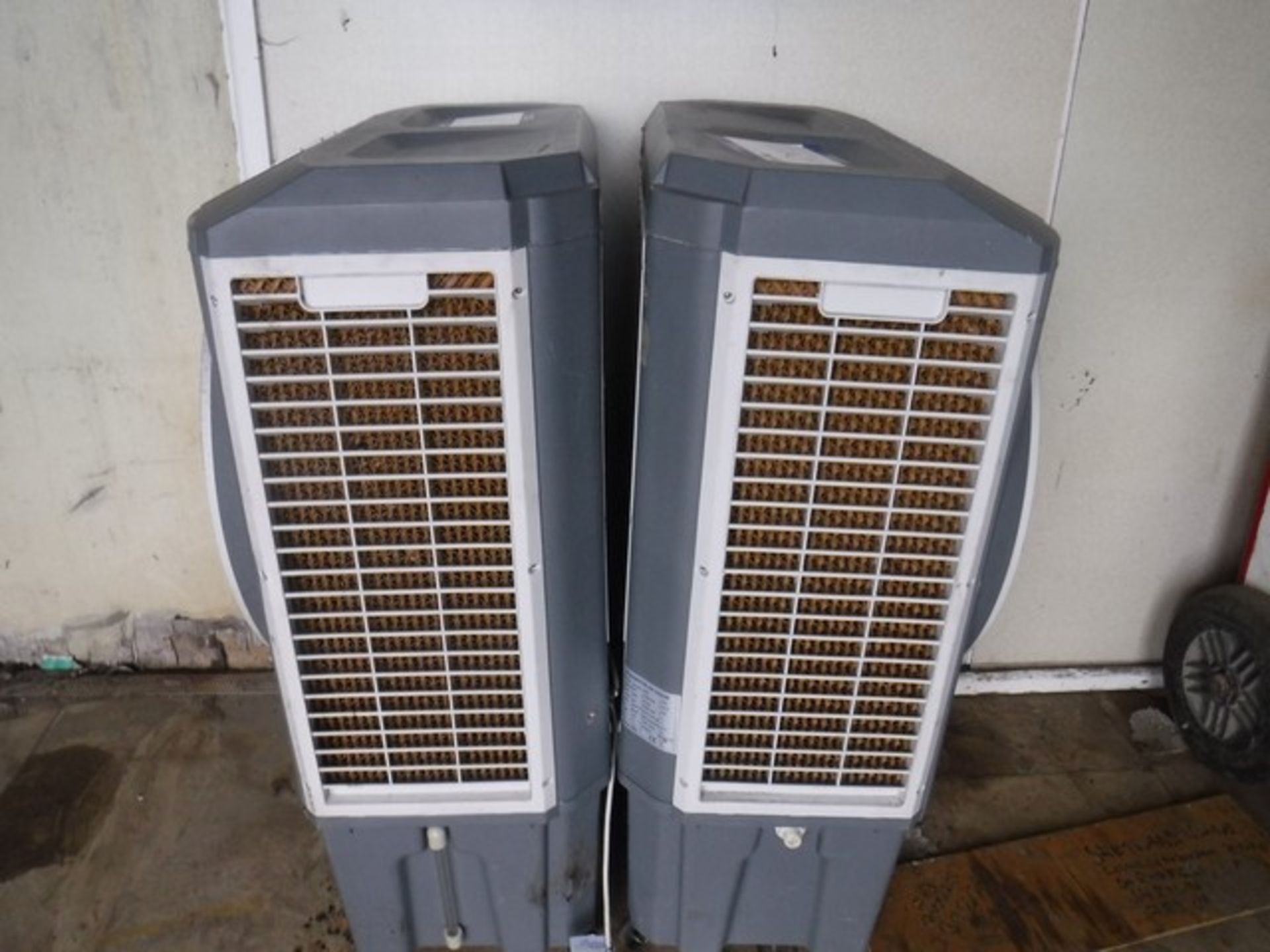 EVAPORATE AIR COLLER 240V x2 - Image 3 of 3