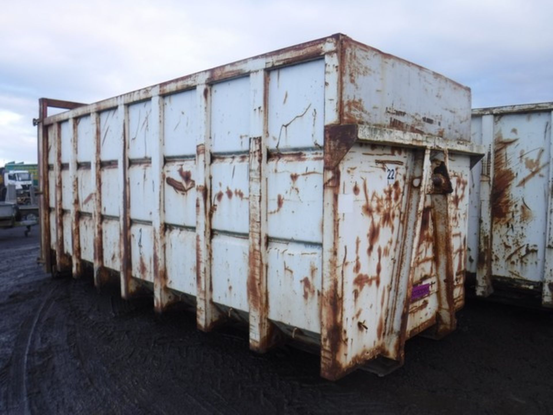 OPEN TOP SKIP - 7FT x 19FT - Image 2 of 2