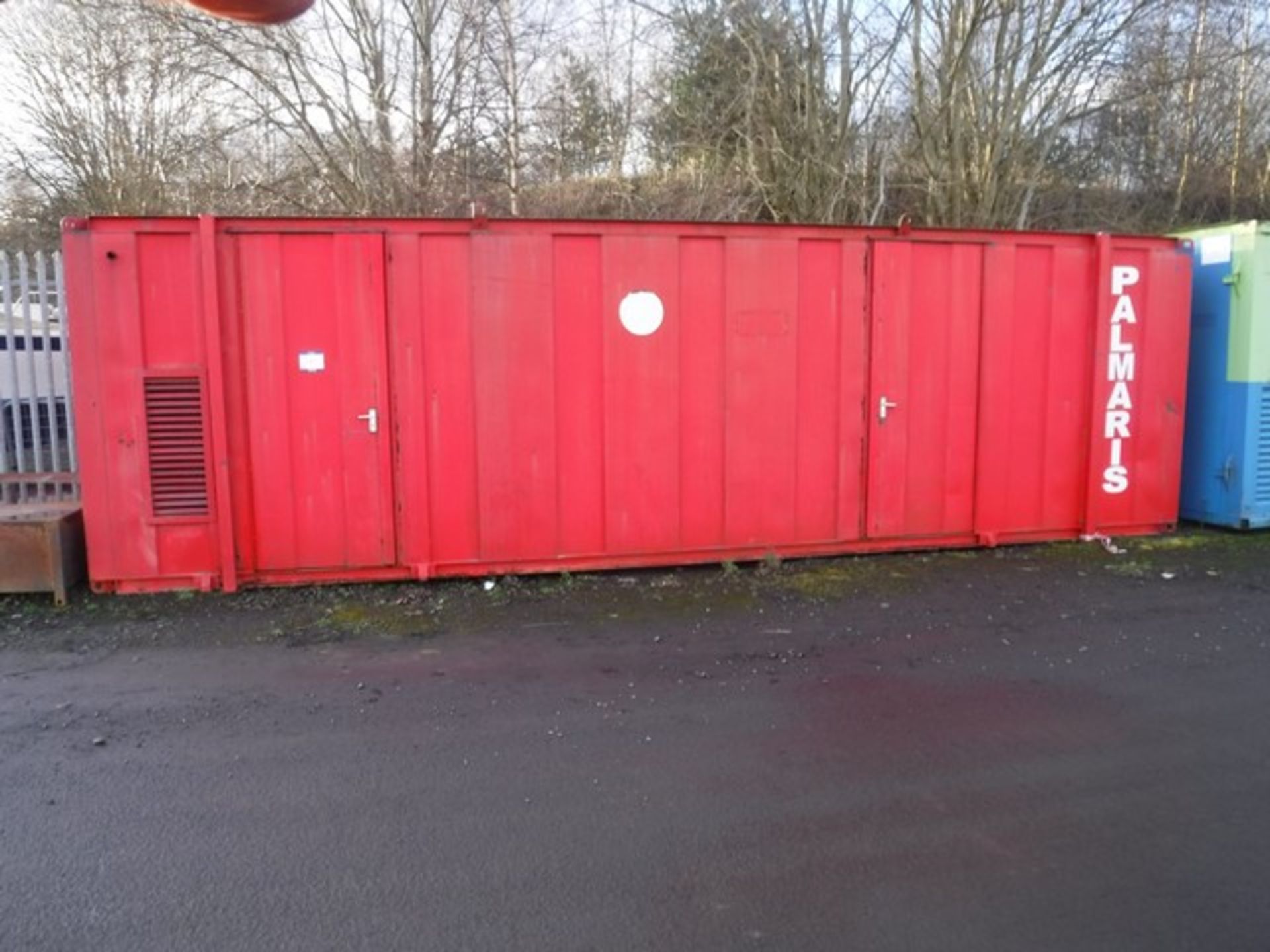 26' x 9' Vandal proof welfare container, kitchen/mess area/office/chem toilet/small store. - Image 2 of 6