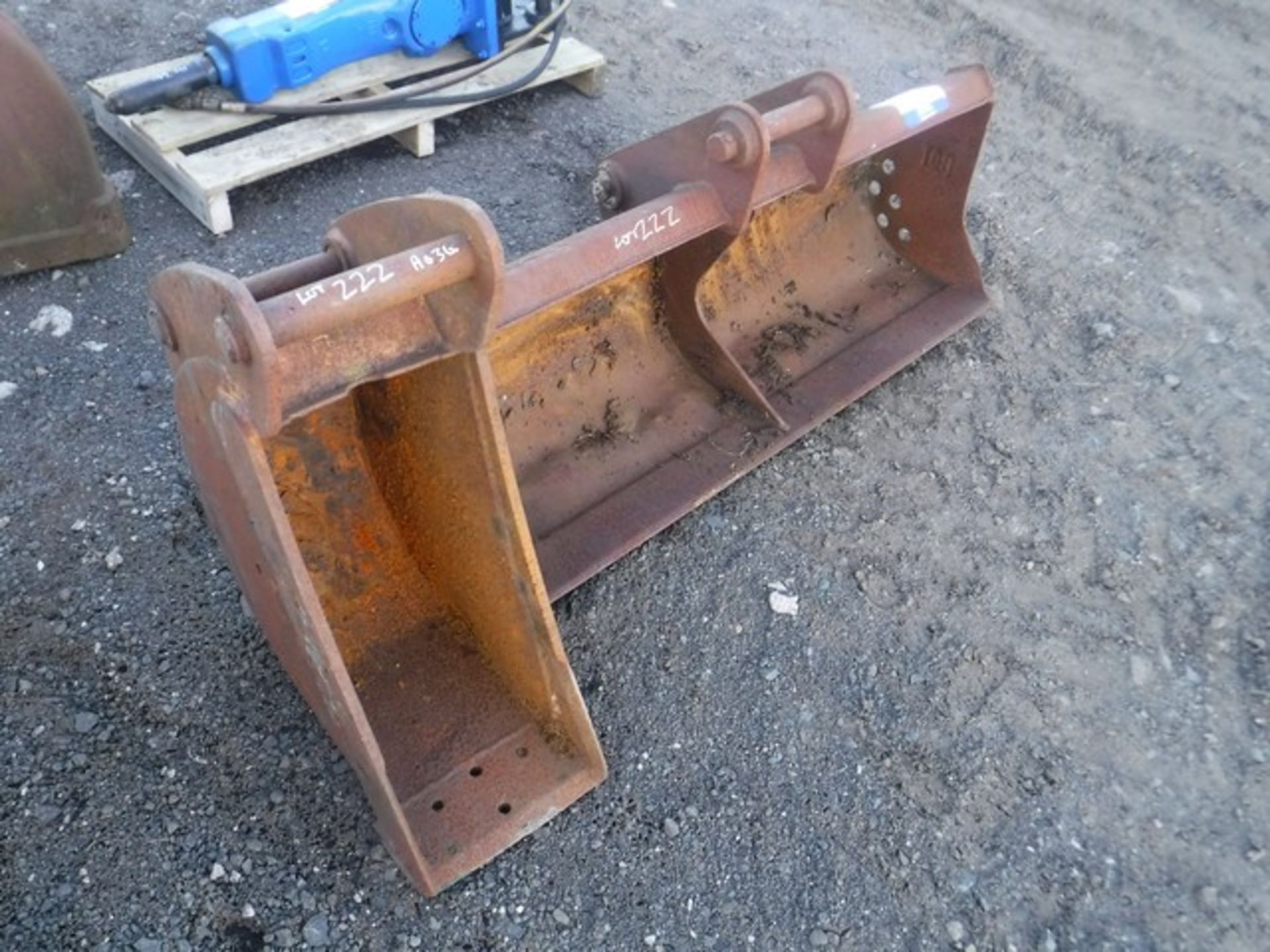 5' trenching bucket and 1ft ditching bucket on pallet