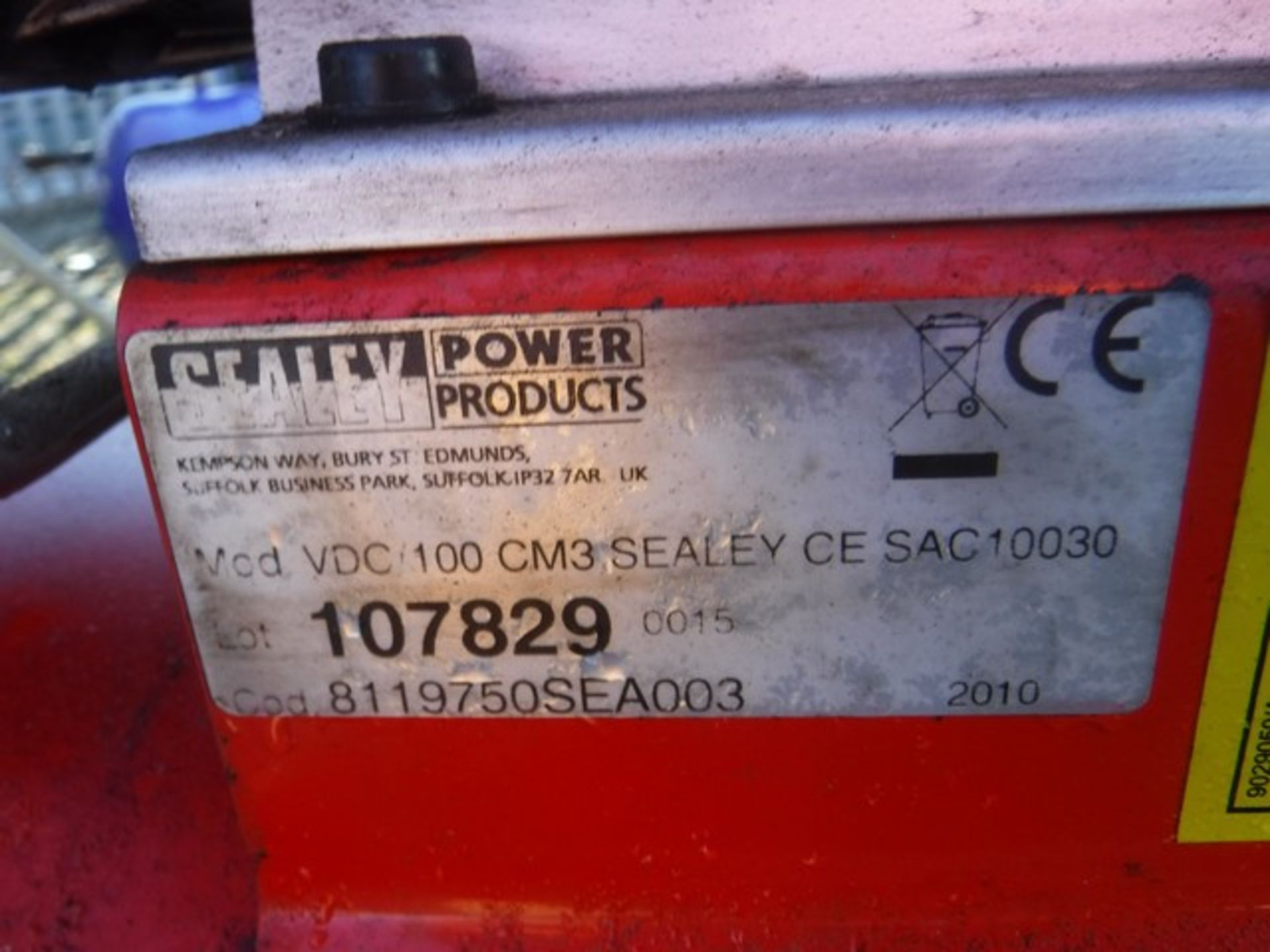 SEALEY 100 ltr air compressor - Image 2 of 2