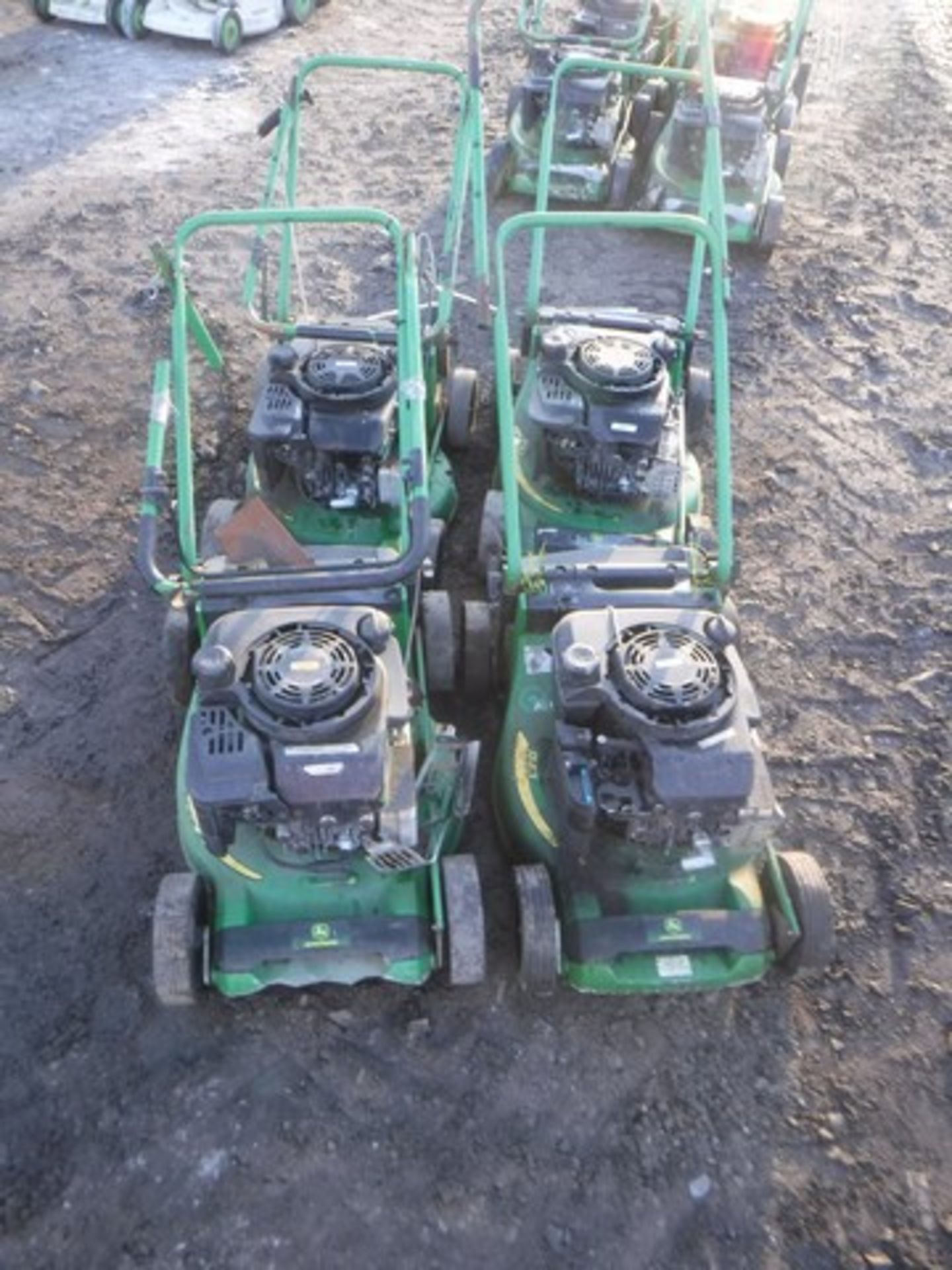 JOHN DEERE R43 pedestrian mowers