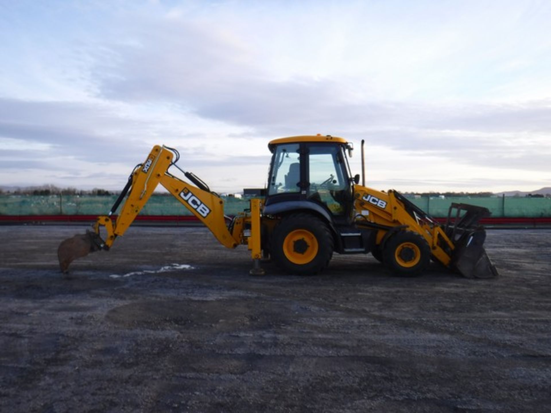 2011 JCB 3CX ECO 4 in 1 bucket S/N JCB3CX4TP02008318 - 6175 hrs (not verified) - Image 3 of 14