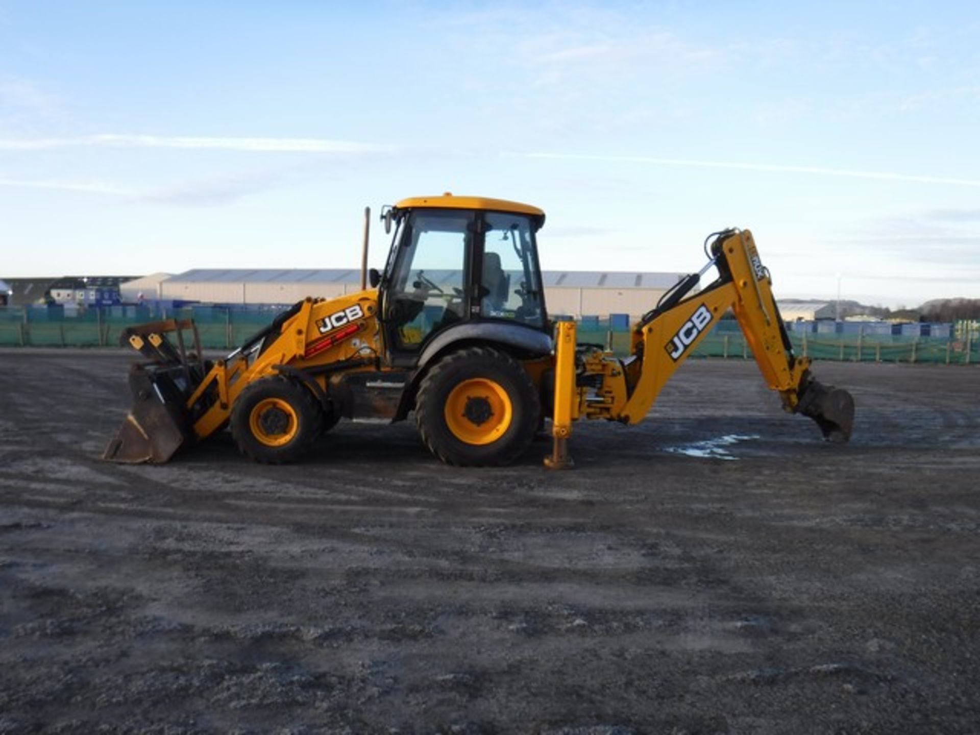 2011 JCB 3CX ECO 4 in 1 bucket S/N JCB3CX4TP02008318 - 6175 hrs (not verified) - Image 7 of 14