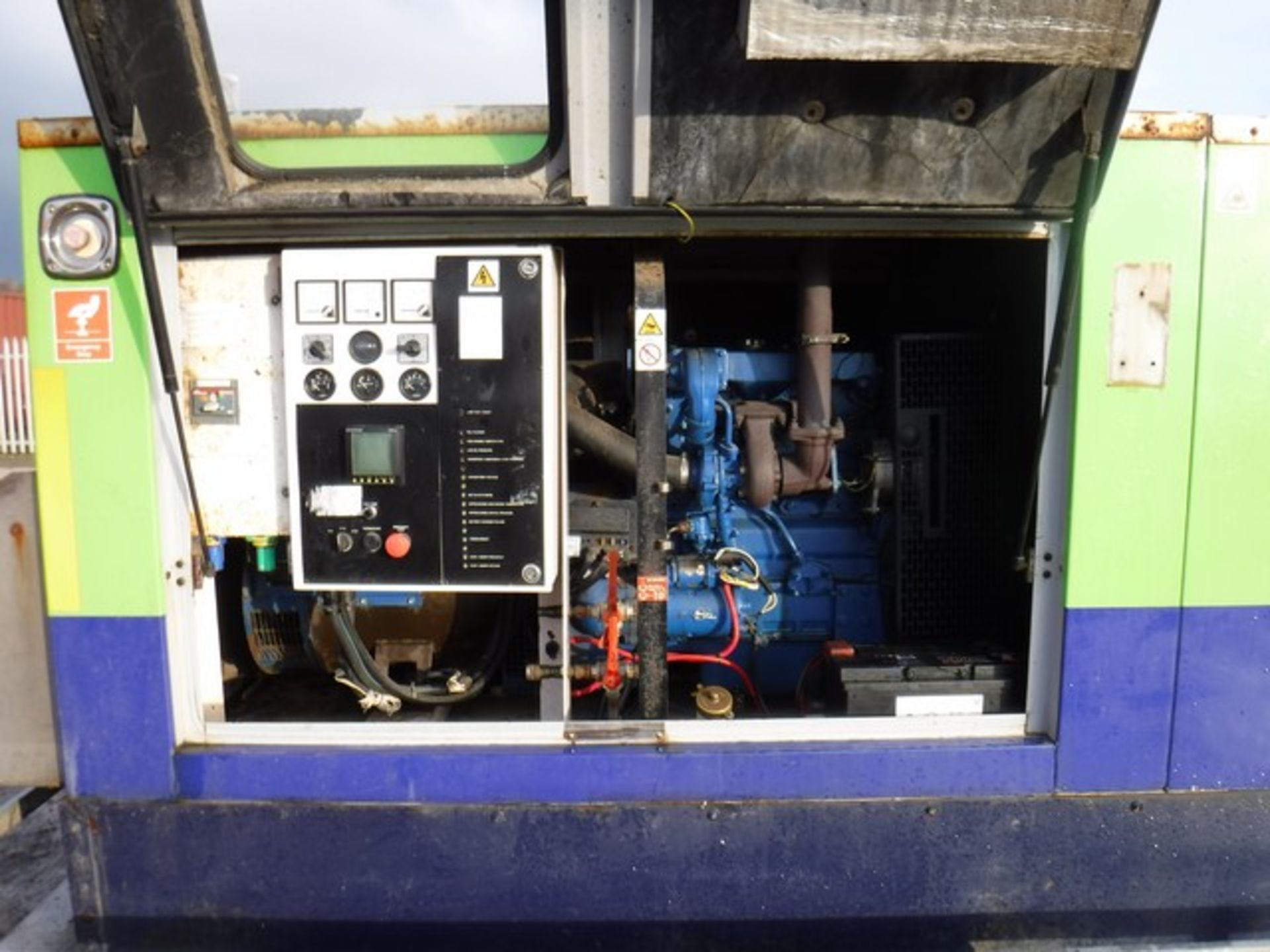 F.G. Wilson LCH 60KVA diesel generator on twin axle trailer 14253 hrs (not verified) ID no. 60-33 S - Image 5 of 9