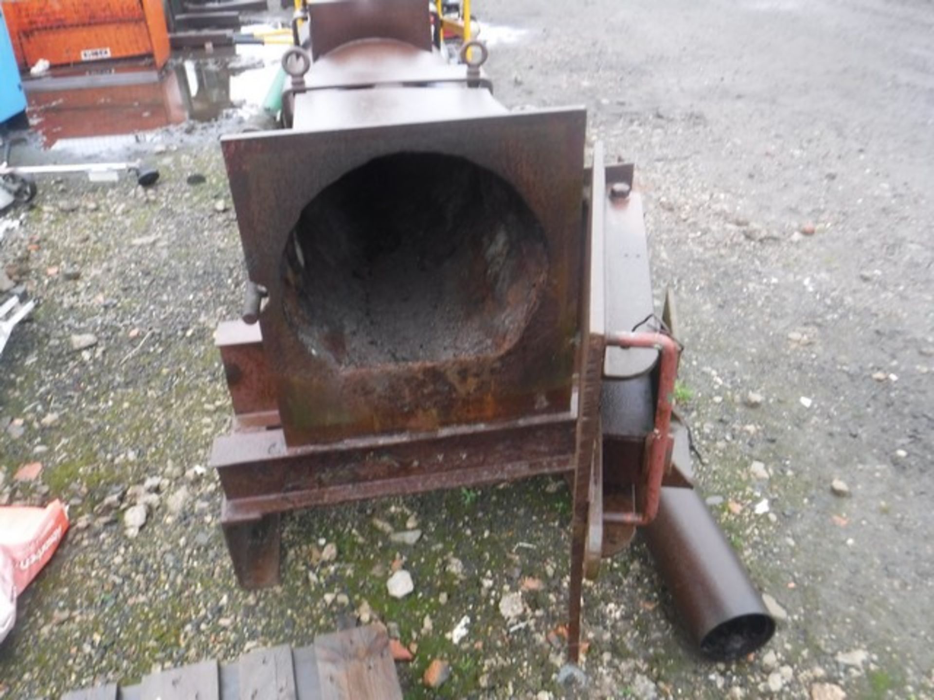 Cast iron incinerator on H beam framework, locking door with ventilation vent and chimney - Image 2 of 2