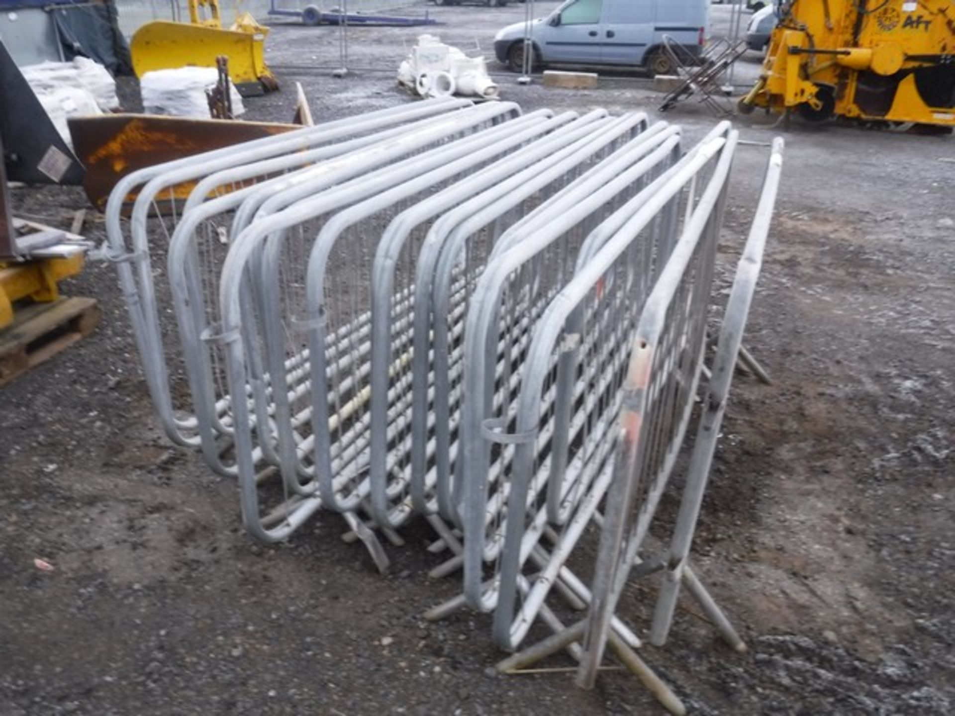 Crowd control barriers x 20