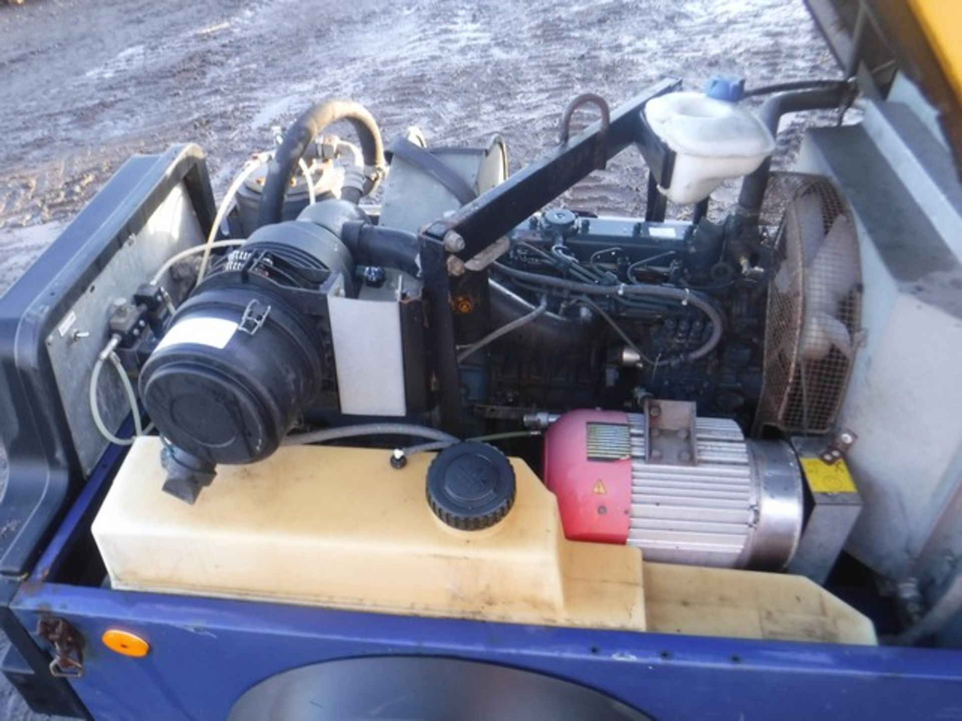 2007 COMPAIR C20GS fast tow compressor Asset - MLP3059 - Image 5 of 6