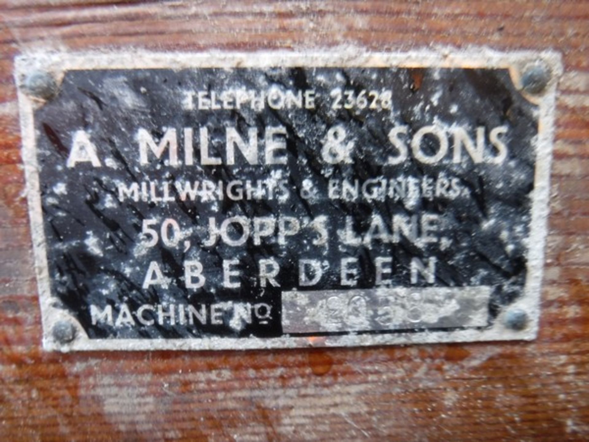 Old agricultural grain dresser, manufacturer A Milne & Son, Aberdeen S/N2058. Requires electric moto - Image 4 of 5