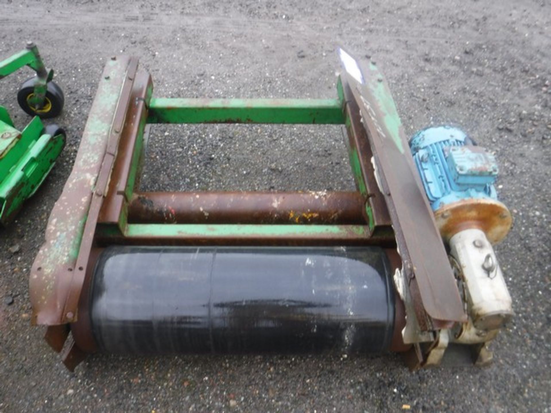 Waste screen roller and electric motor 3 phase with gearbox