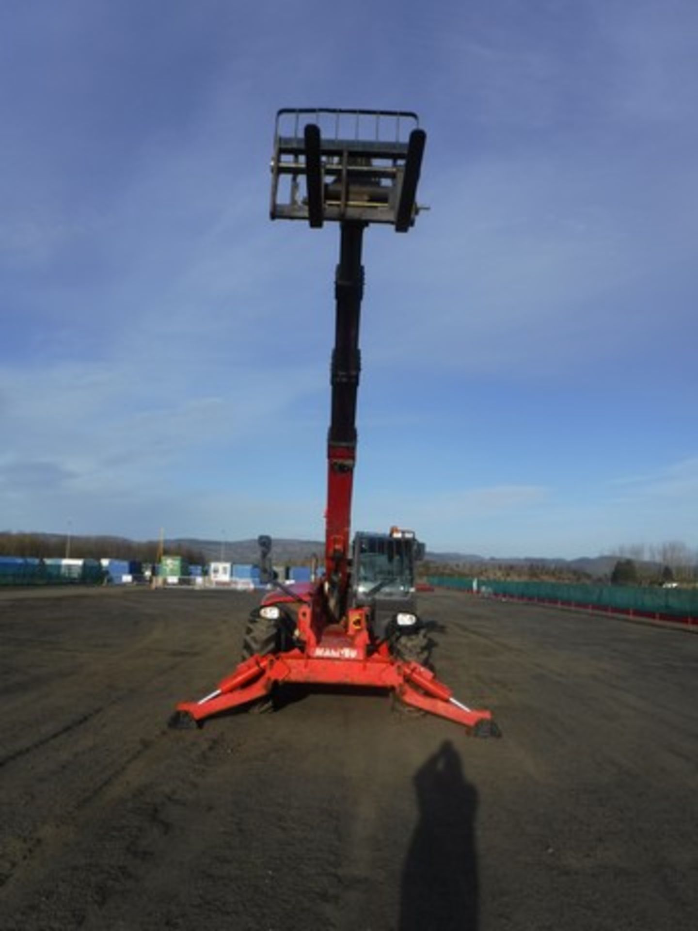2012 MANITOU MT1840 telehandler c/w pallet forks. CE marked. Lift capacity 4000kg. Max reach 18m. Re - Image 3 of 12