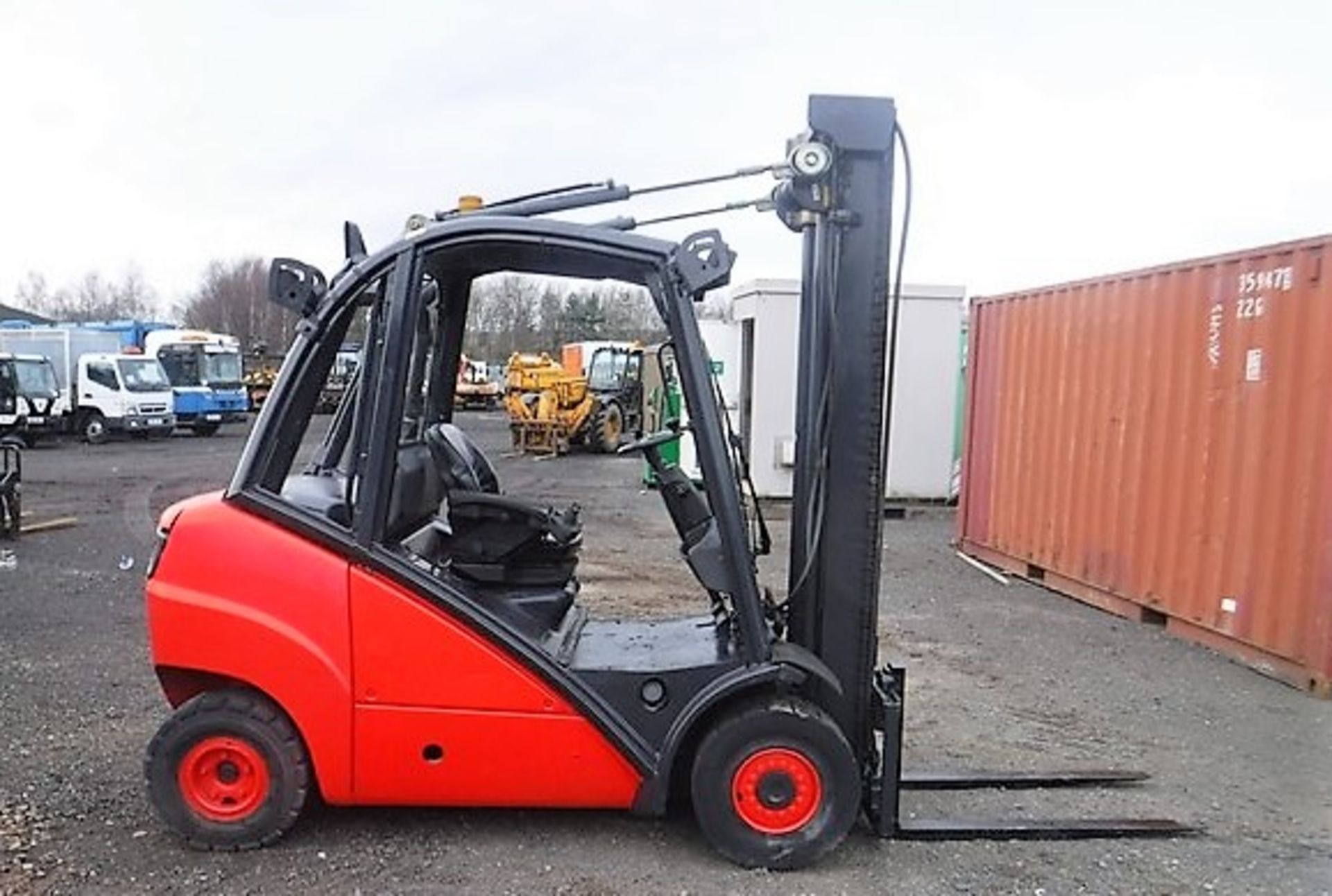 2004 LINDE H30 Duplex mast-sideshift. **DRIVE PROBLEM** have to bridge solenoid. 23961 hrs - Bild 3 aus 6