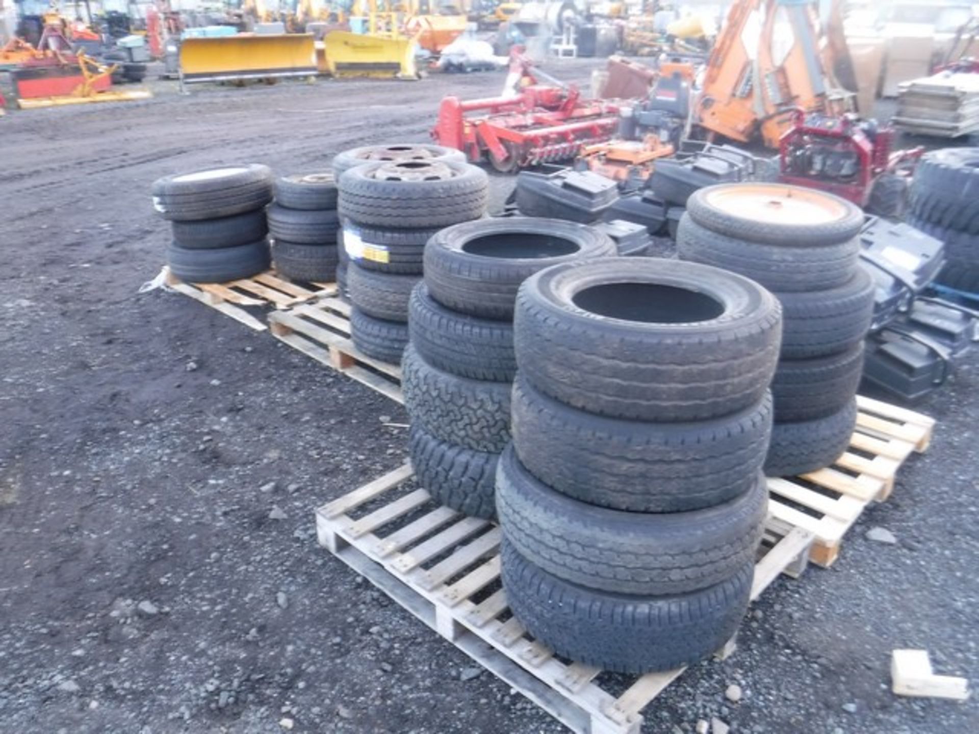 Various wheels and tyres for truck & LCV