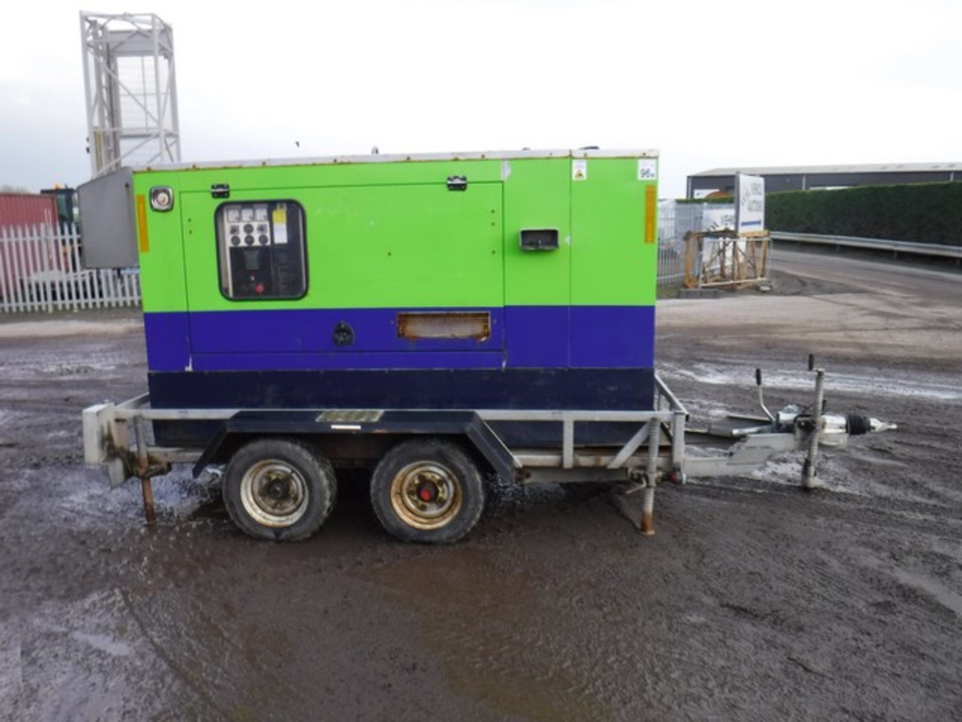 F.G.Wilson LCH 100KVA diesel generator on twin axle trailer 17977 hrs (not verified)ID no. 60-26 S/N - Image 3 of 9