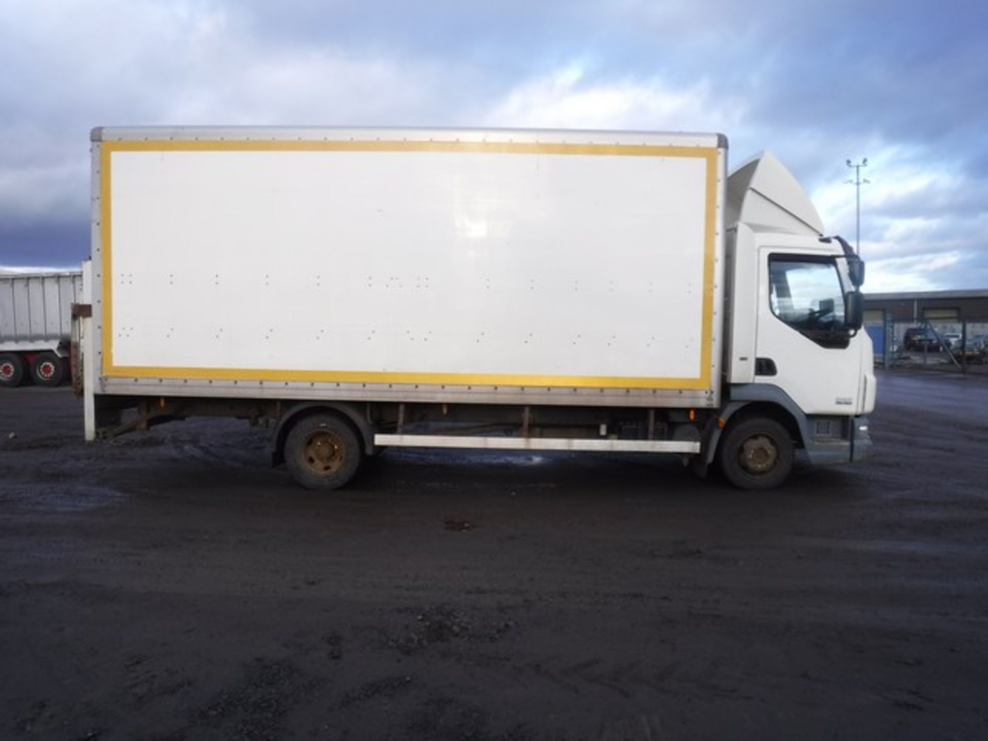 DAF TRUCKS LF 45.160- 4461cc - Image 2 of 11