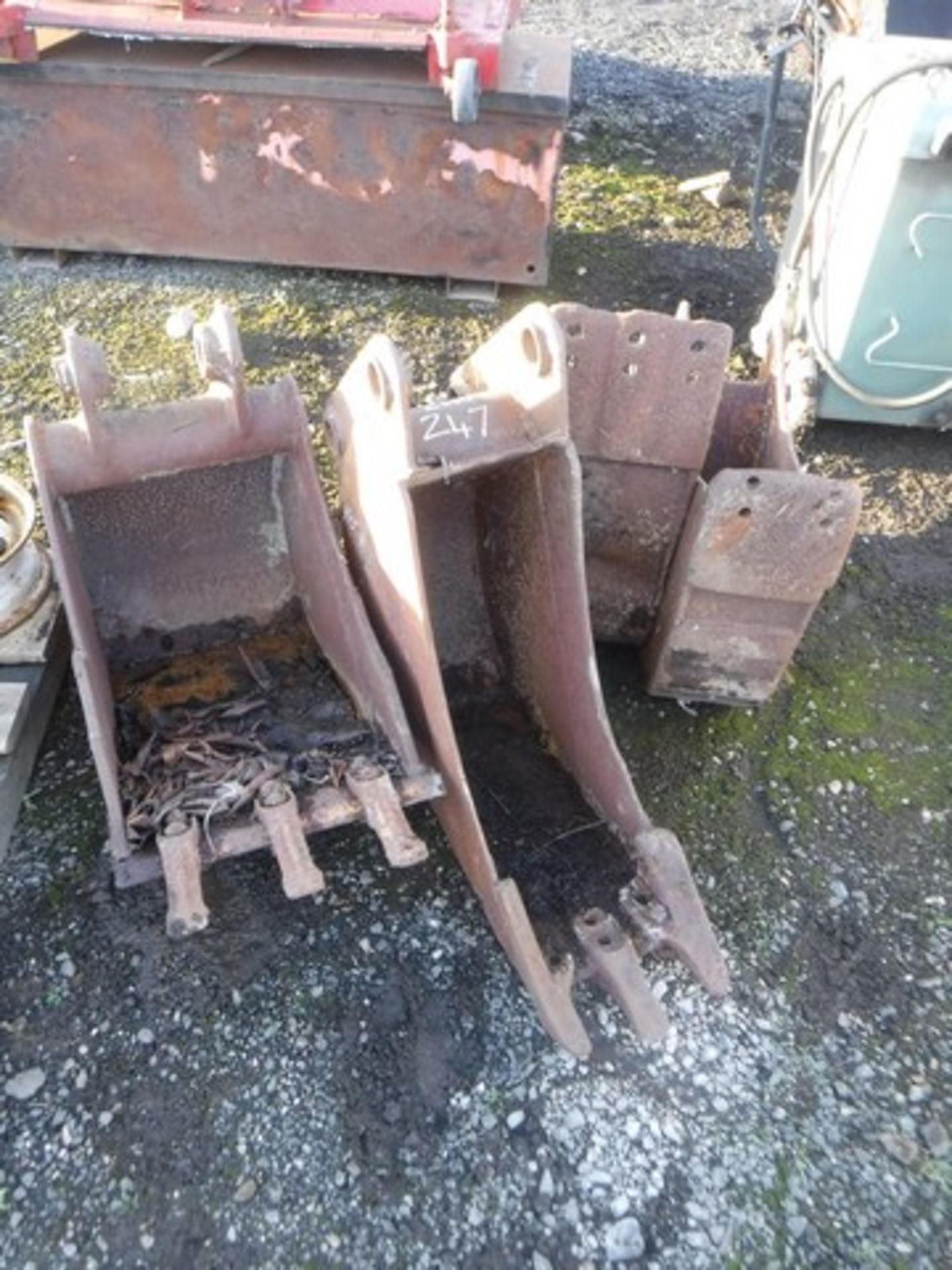 Various digging buckets for JCB - Image 2 of 2