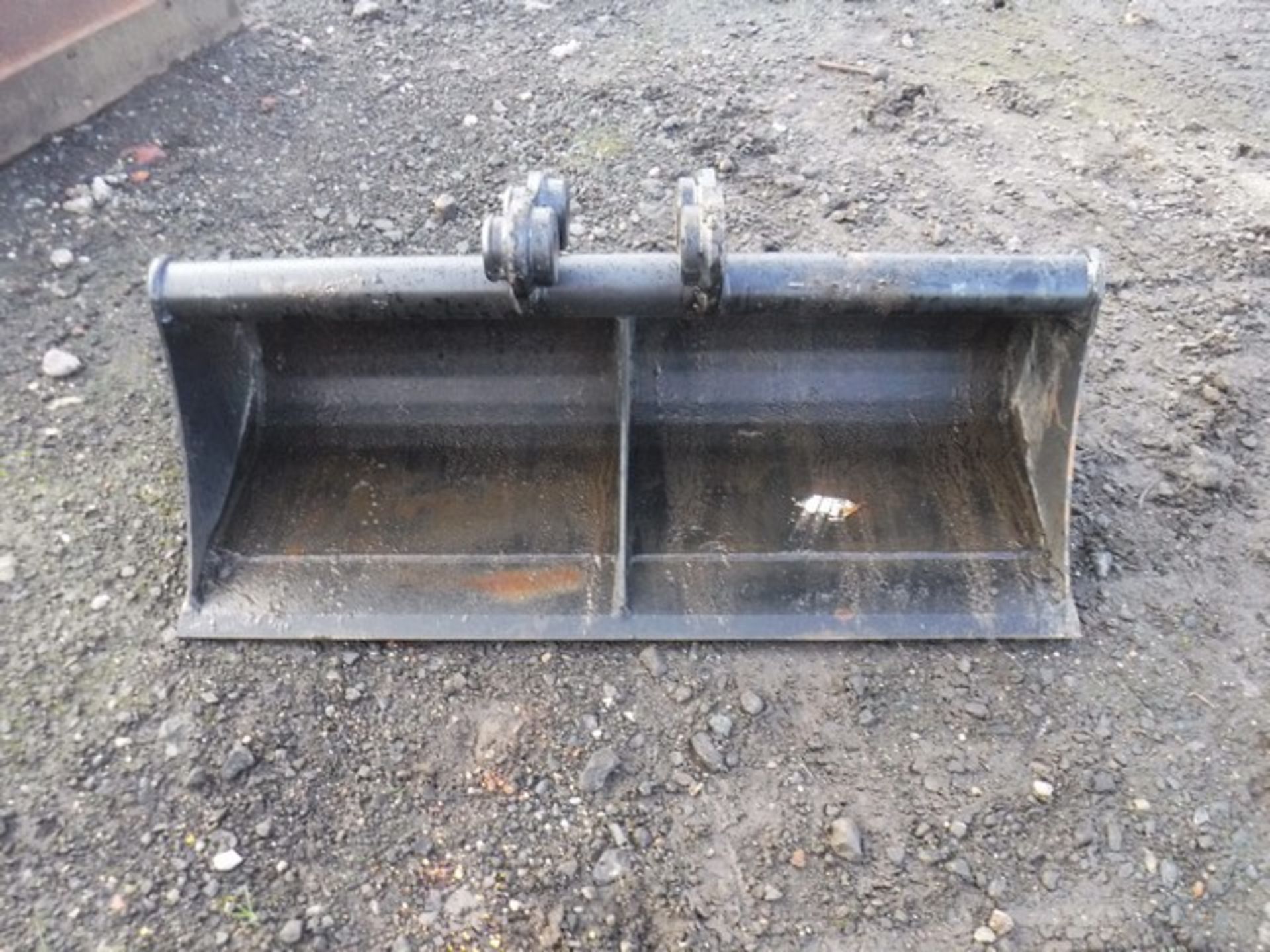RHINOX ditching bucket for mini excavator, 3ft wide with approx 30mm pins - Bild 2 aus 3