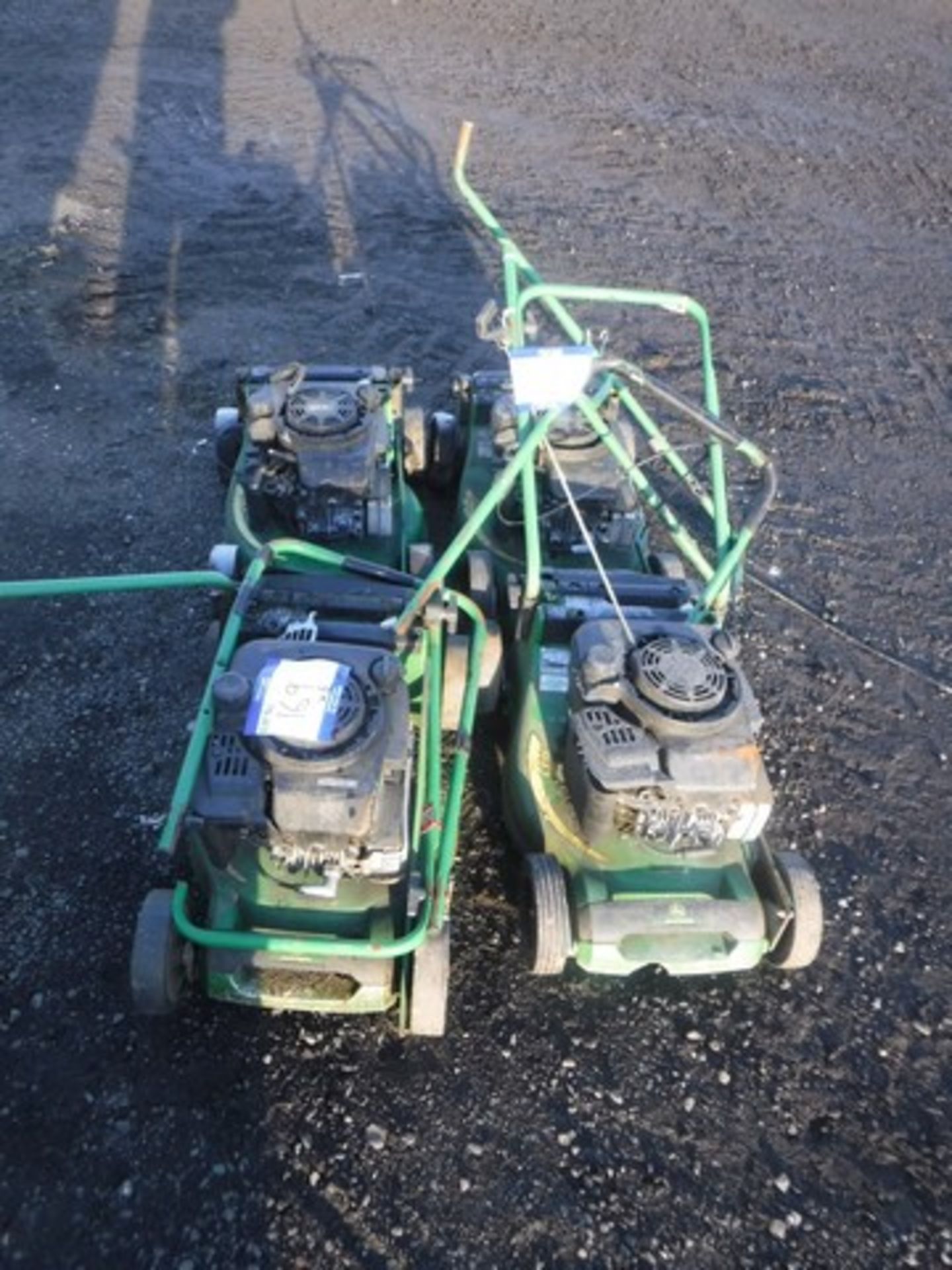 JOHN DEERE mowers x 4