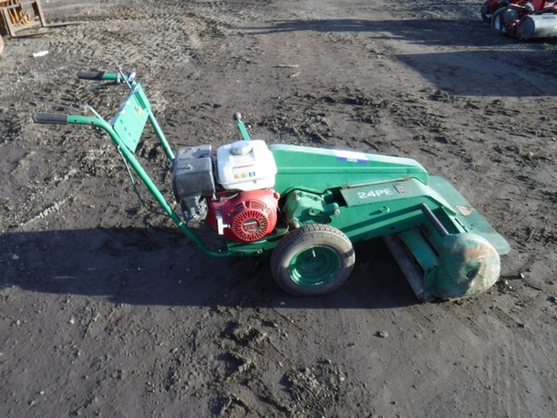RANSOMES reelcutter withHonda GX250 petrol engine - Image 2 of 3