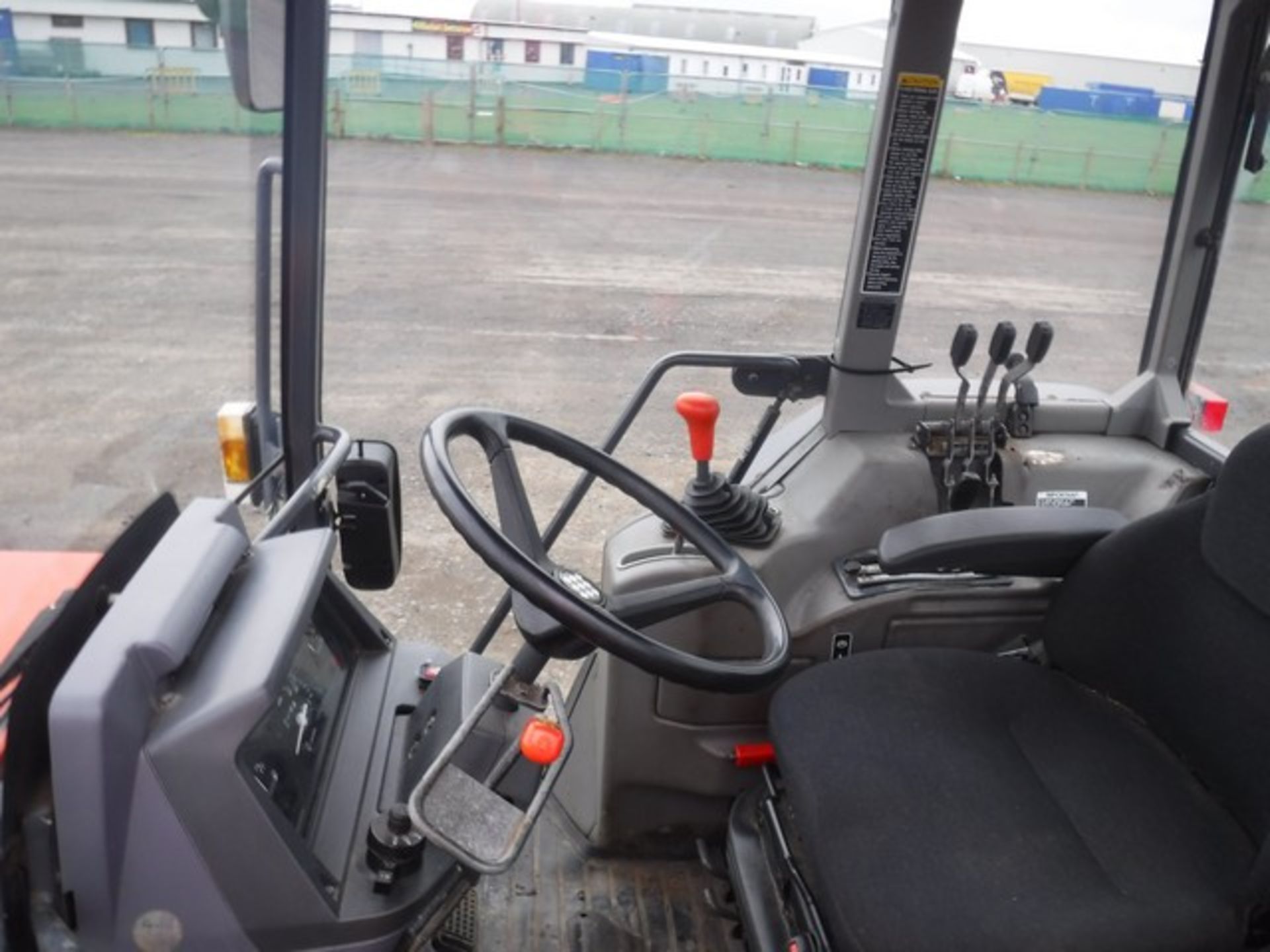 KUBOTA ME8200 tractor 6925 hrs (not verified) - Image 6 of 7