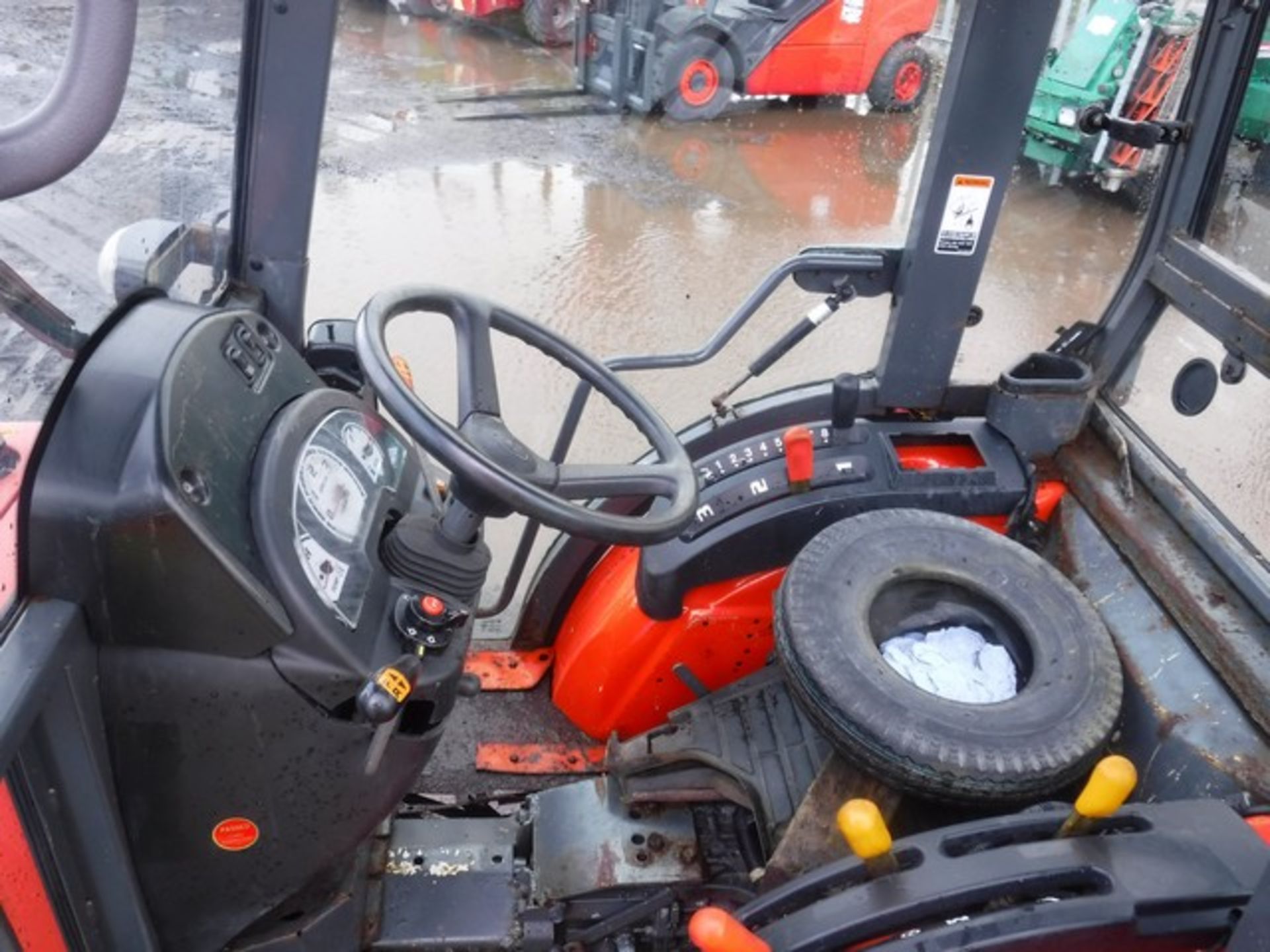 KUBOTA B2530 tractor 764 hrs (not verified) - Bild 5 aus 7